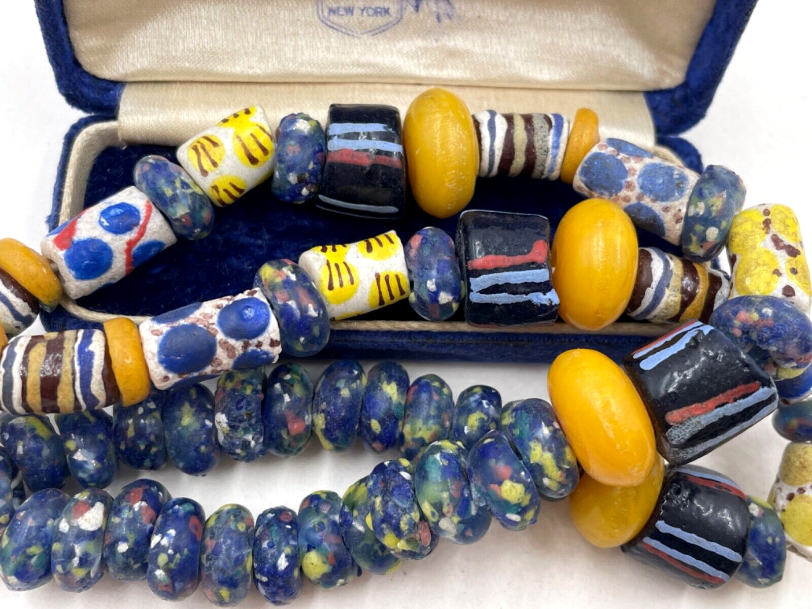 ETHNIC AFRICAN TRIBAL BERBER NECKLACE HAND-MADE KROBO GLASS BEADS BRONZE METAL R