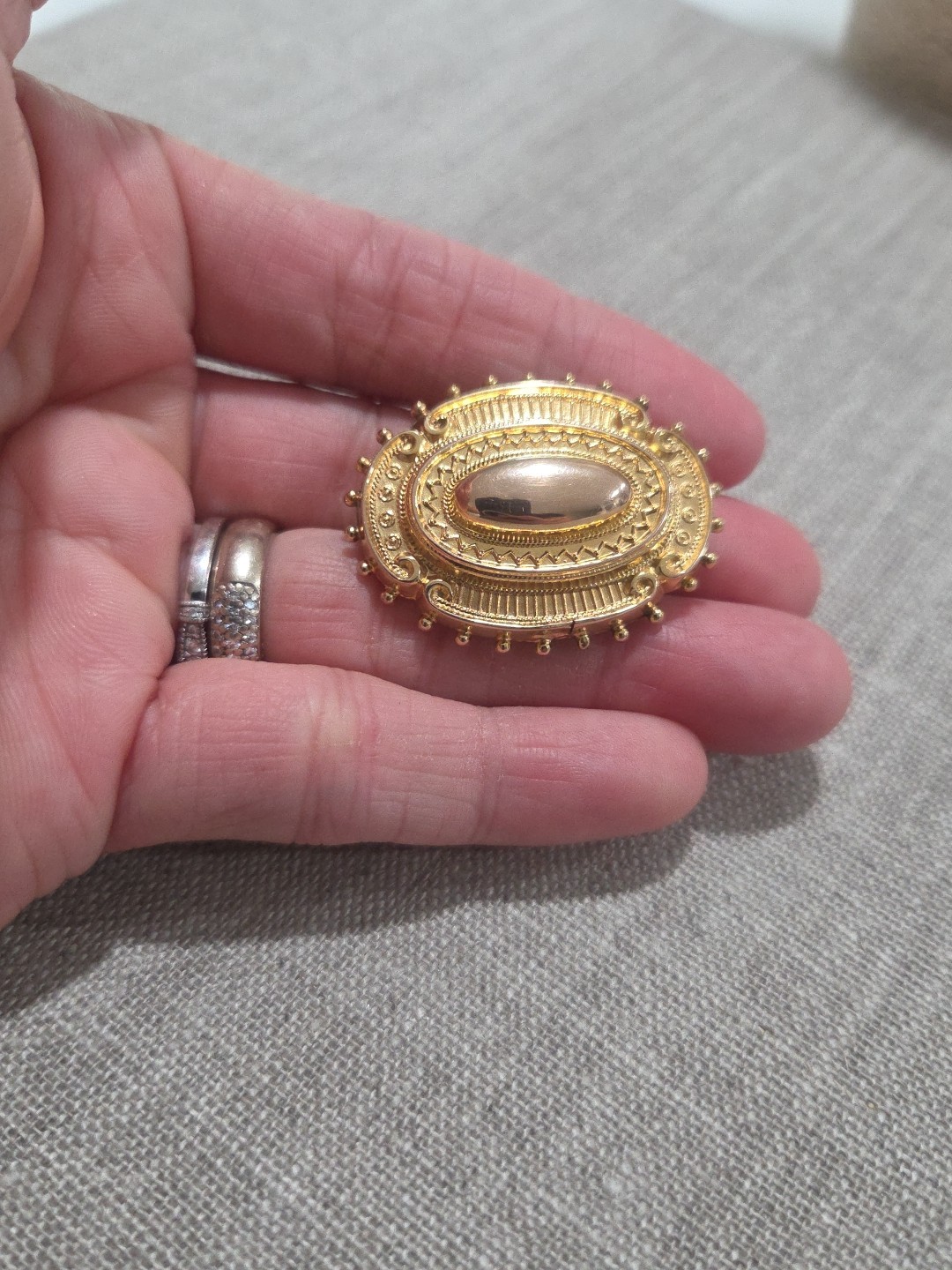 Antique Victorian Gold 375(9CT) United Kingdom Brooch 3.6gr