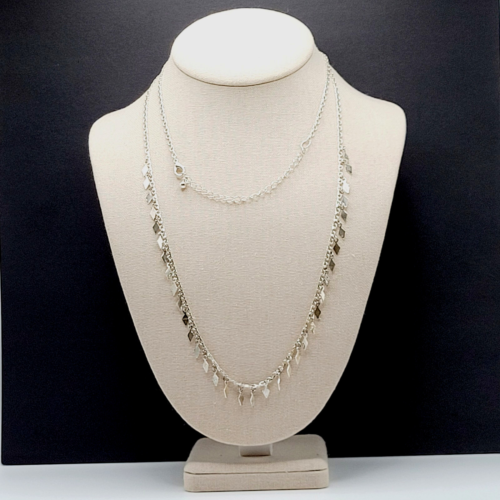 Fringe Geometric Metal Shapes Silver Tone Vintage Single Strand Necklace 39 inch