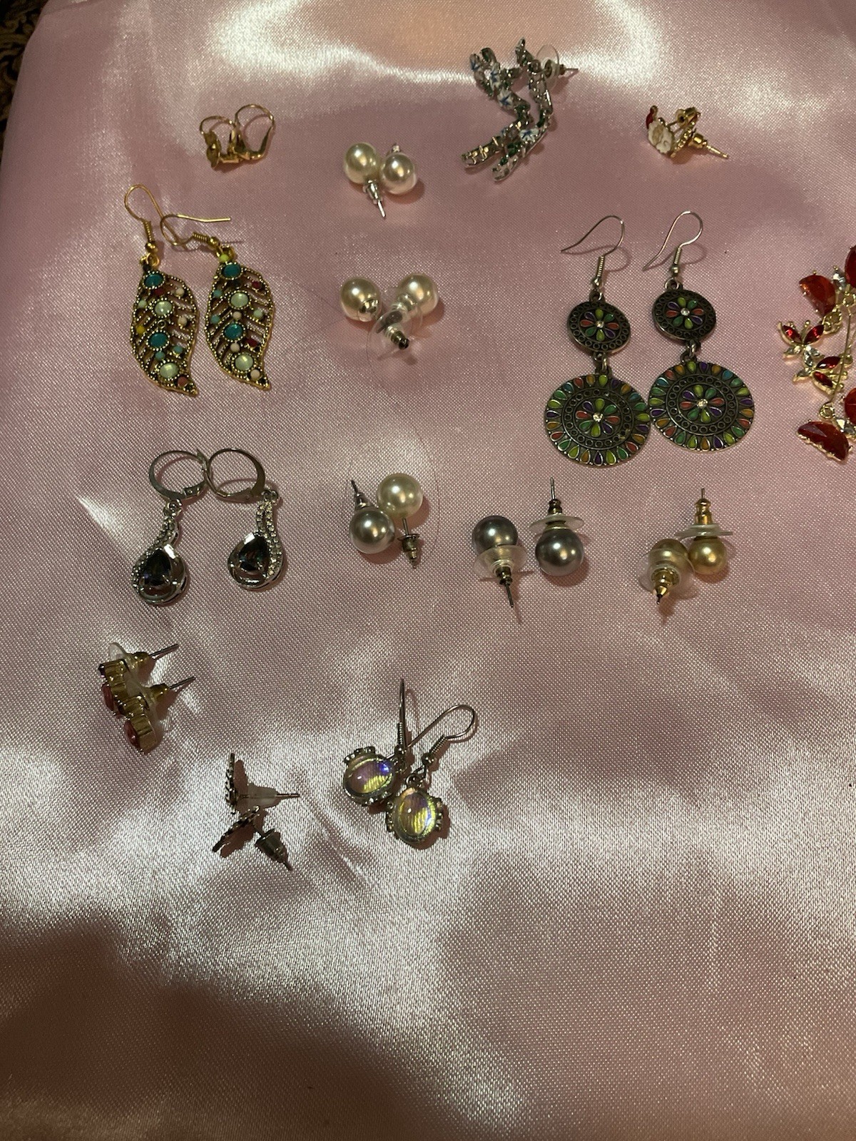 Women’s Fashion Costume Earrings Mixed Lot 15 pairs Multicolor Metal Imit Pearl