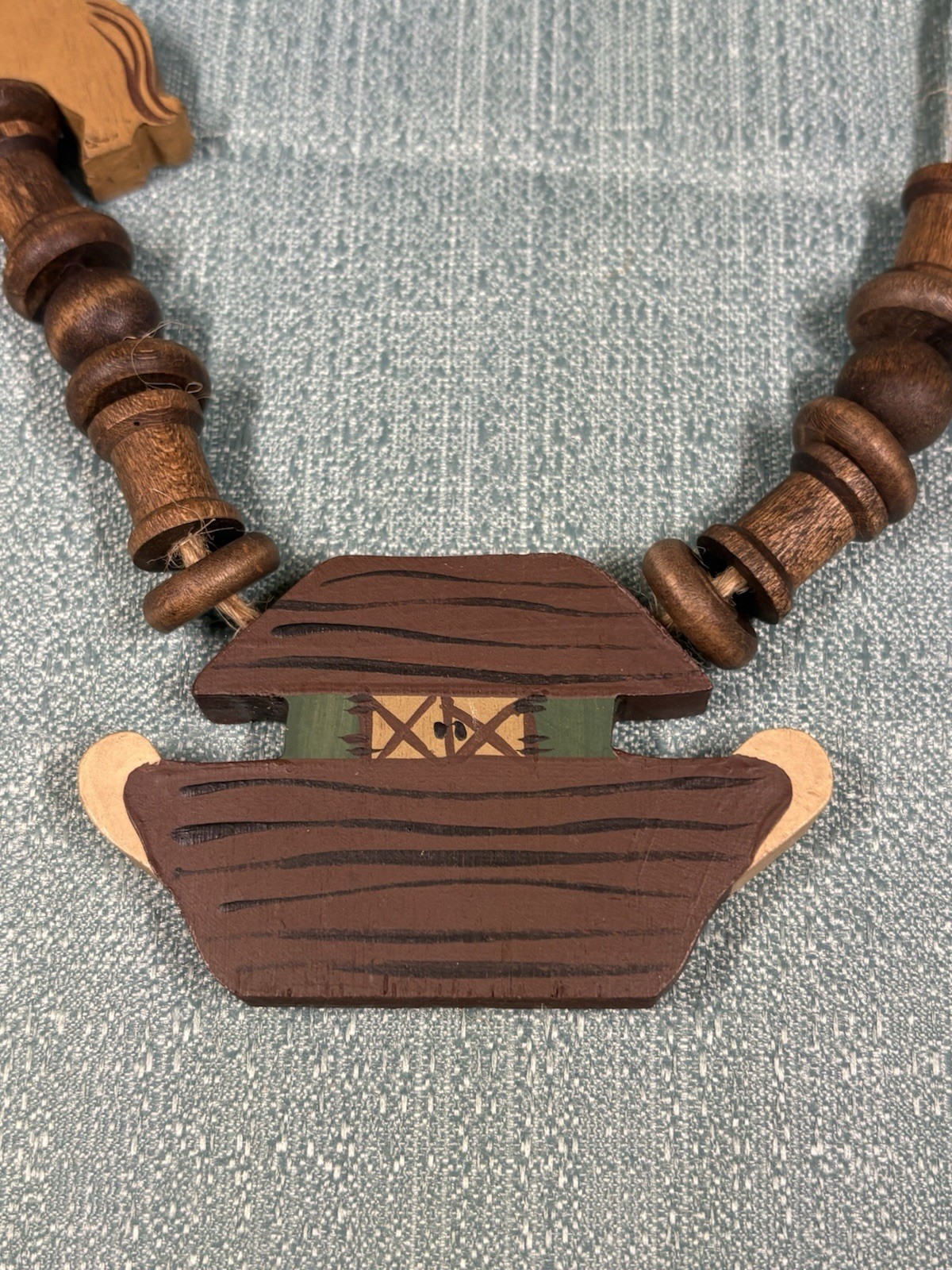 Vintage 1990 Noahs Ark Wooden Handmade Necklace Village Collectibles Teachers