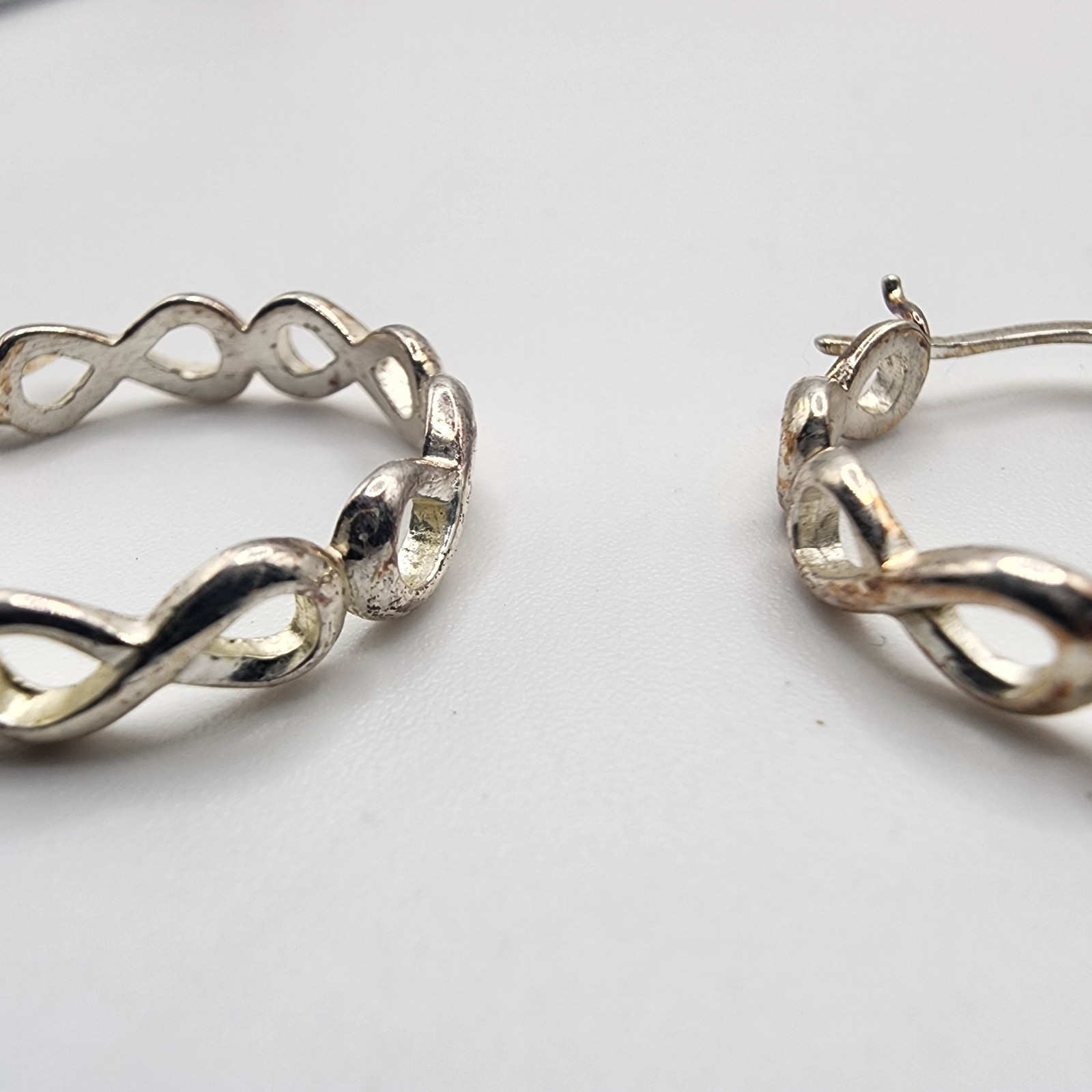 Vintage Infinity Pattern Earrings Sterling Silver 925 Stamped Women’s Jewelry