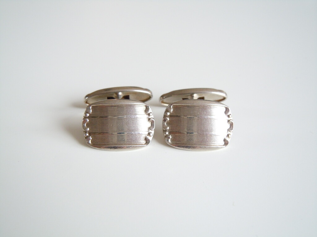 Vintage Cufflinks Silver Tone Metal 7.2 G / 1.8 X 1.3 Cm