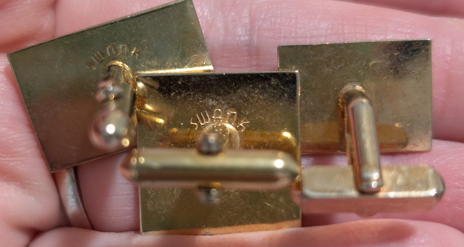 Swank Men’s Mixed Lot Cufflinks & Tie Bar Set. 13 pairs Metal Gold/Silver/Black