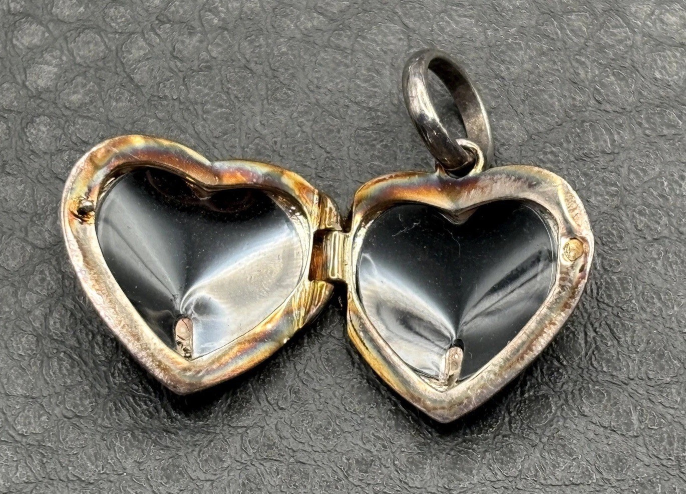 VTG Sterling Silver Oxidized Puffy Heart 2 Photo Picture Locket Pendant Charm