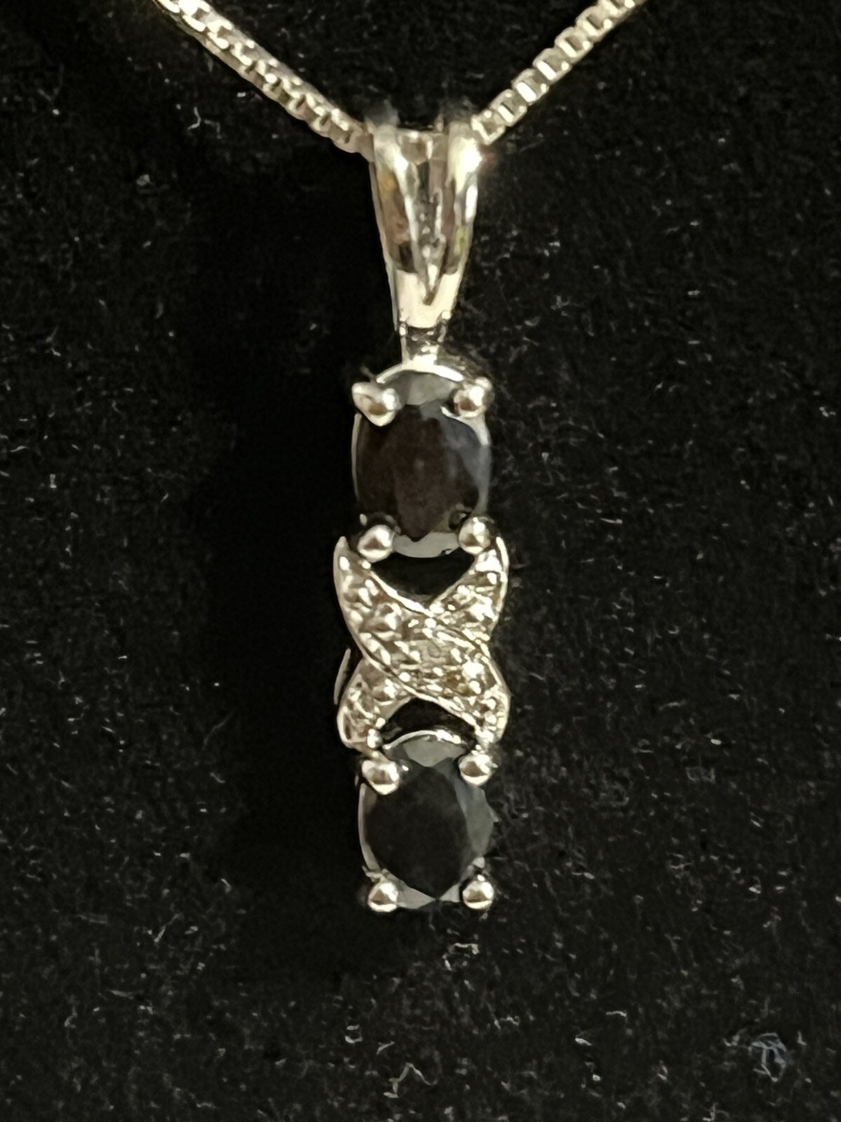 Black and Crystal Rhinestone Pendant and Earring Set with AGI 925 Box Link Chain