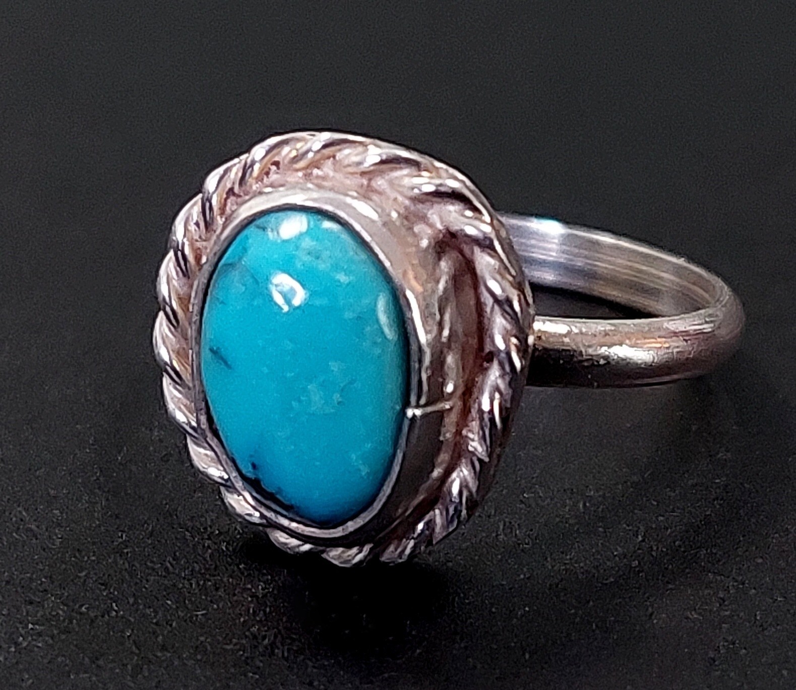 Sterling Silver ring with robin egg blue turquoise stone! Size 4.5, 2.5 grams!