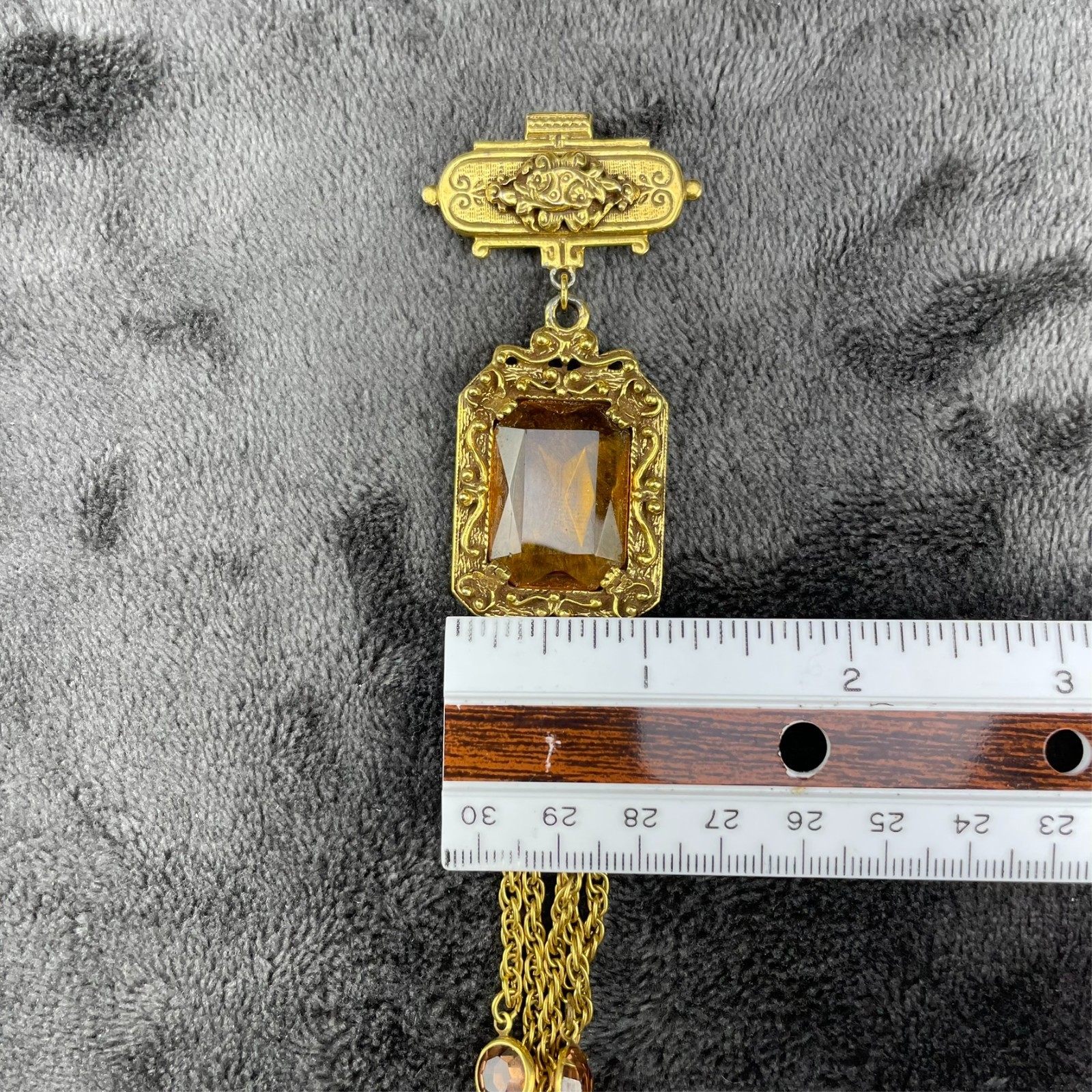 Vintage Goldette Brooch Dangle Tassle Gold Tone SEE PICTURES/DESCRIPTION