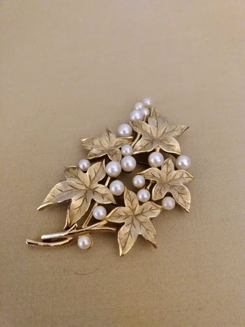 Vintage Gold Tone Crown Trifari Faux Pearl, Leaves, Floral Brooch