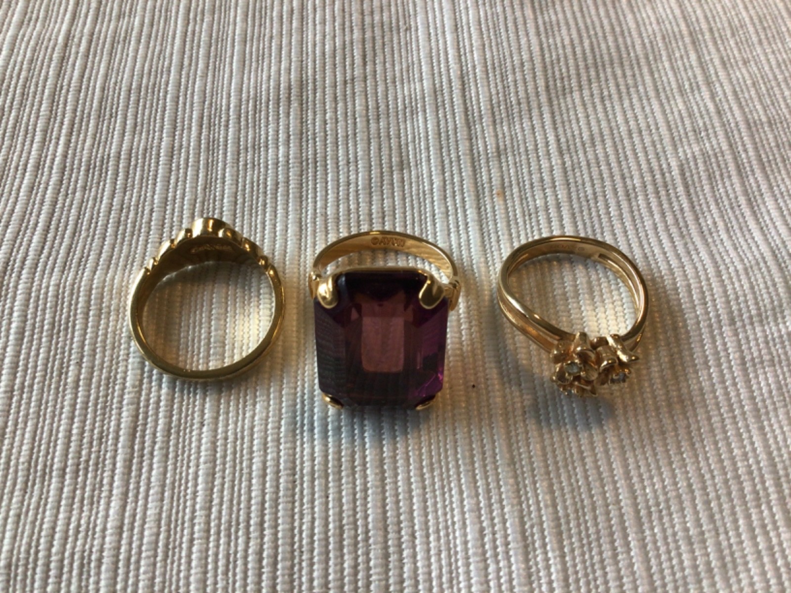 Vintage AVON Lot 3 Rings – Purple Amethyst (faux) – Sapphire (faux) UNKNOWN SIZE