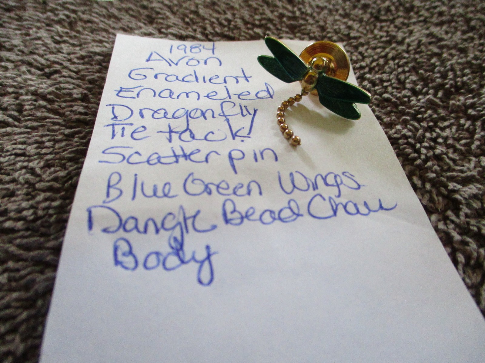 Avon Dragonfly Green / Blue Wings Dangle Bead Chain Body Lapel Pin – 1984