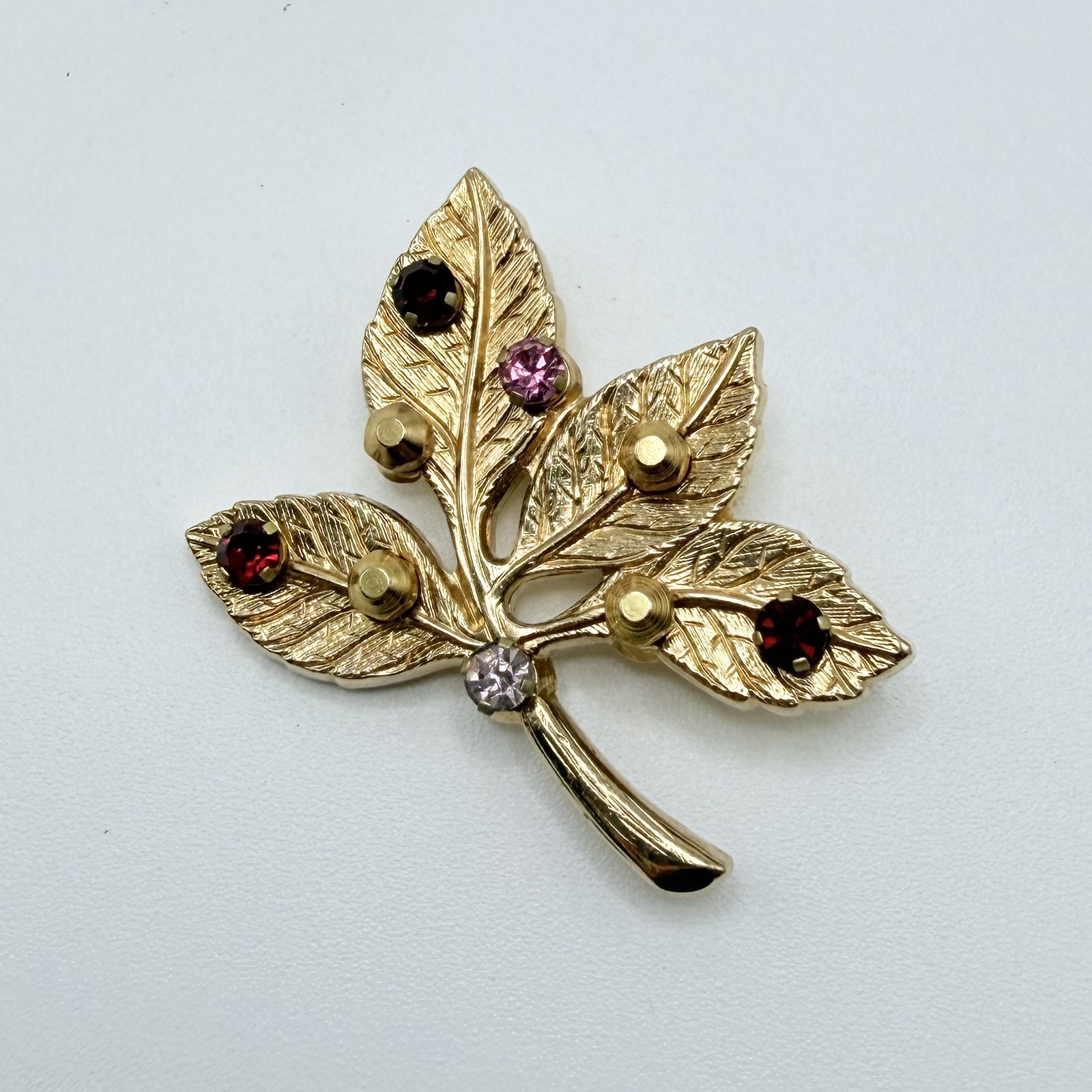 Anson Multi-Color Rhinestone Leaf Brooch Pin 1.5″ Vintage Signed Autumn