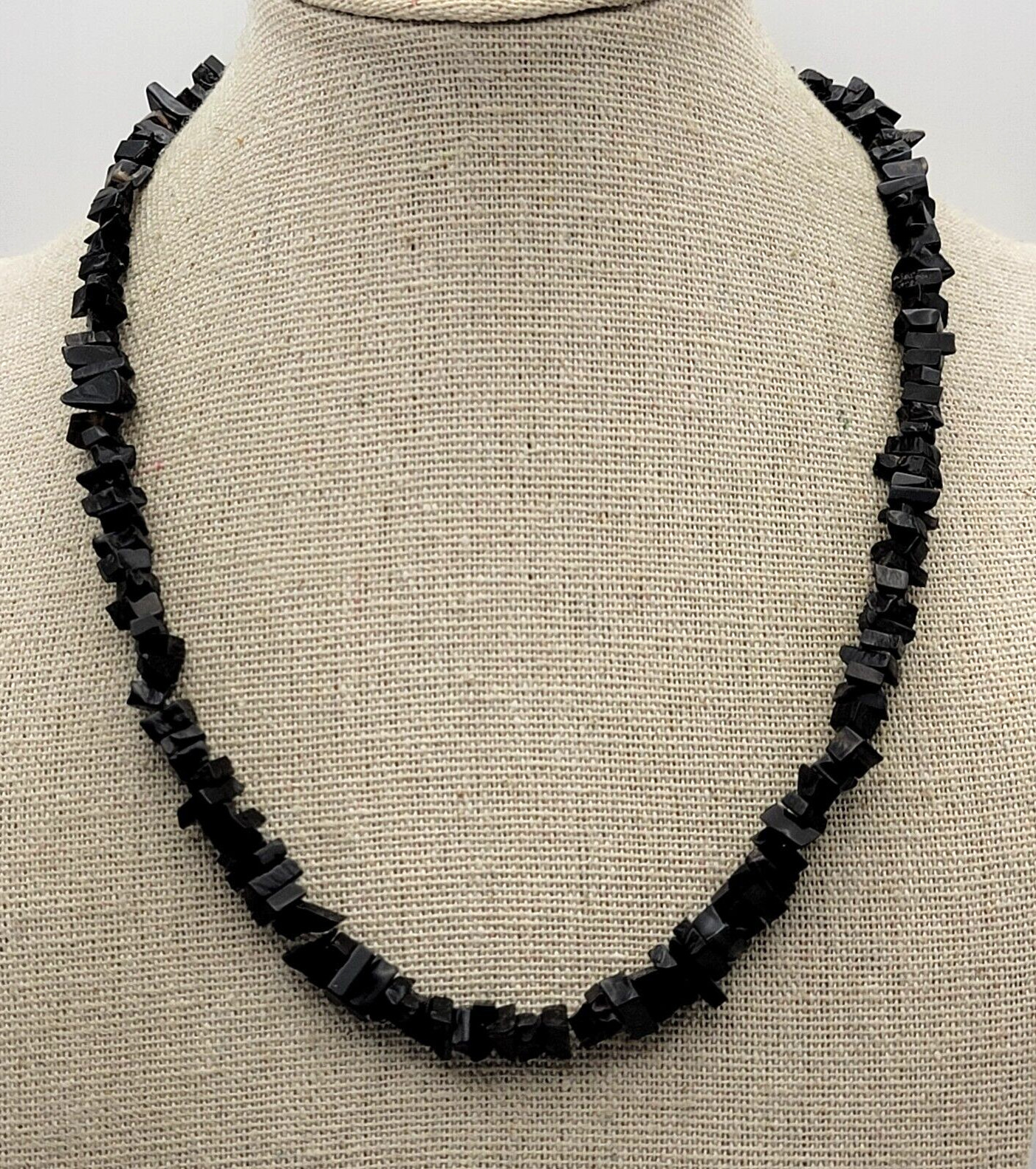 Vintage Black Onyx Chip Beaded Necklace 17 Inch Polished Lustrous Unisex Adults