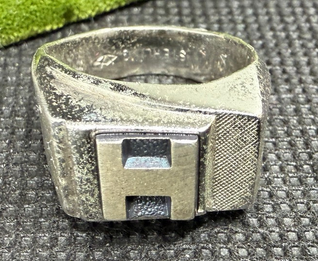 Vintage Sterling Silver Stamped Typeface Monogram “H” Ring Size 5.5 Weight 9.5g