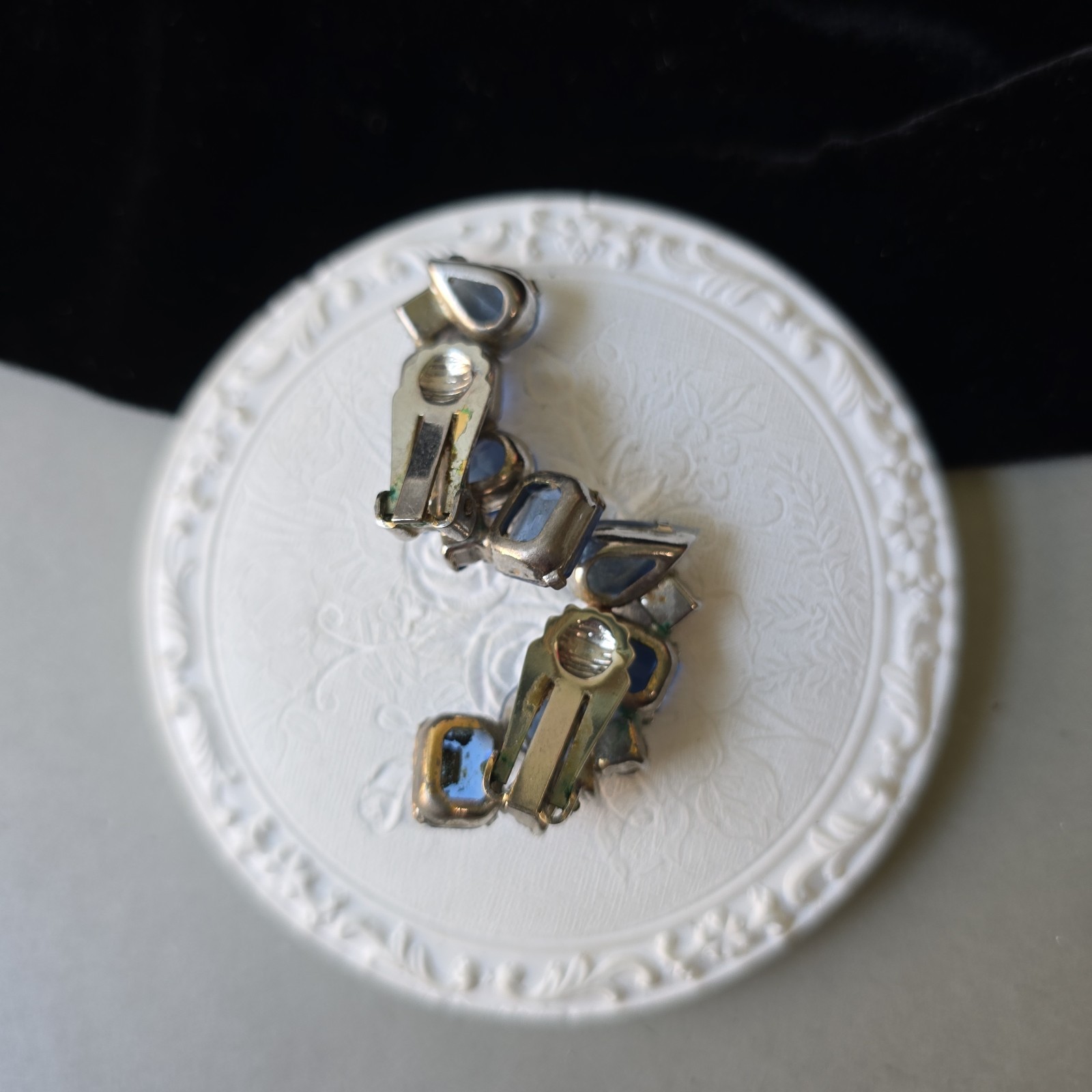 Vintage Silver Tone Blue Glass Rhinestones Open Back Earrings Clip on