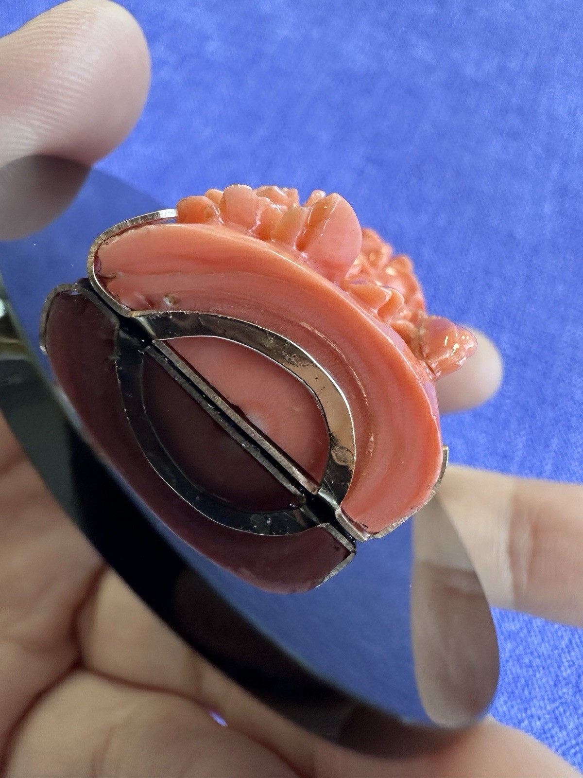Vintage Natural Coral Carved Rose Pendant Black Onyx Estate Jewelry