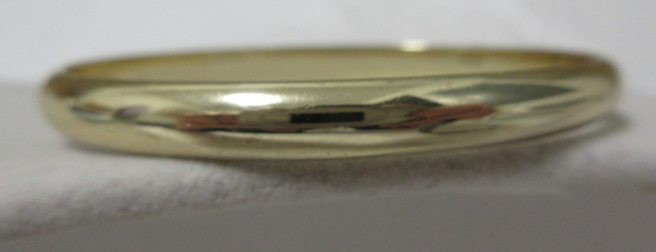 Vintage Gold Tone Whiting and Davis Bangle Bracelet 7″ No metal wear