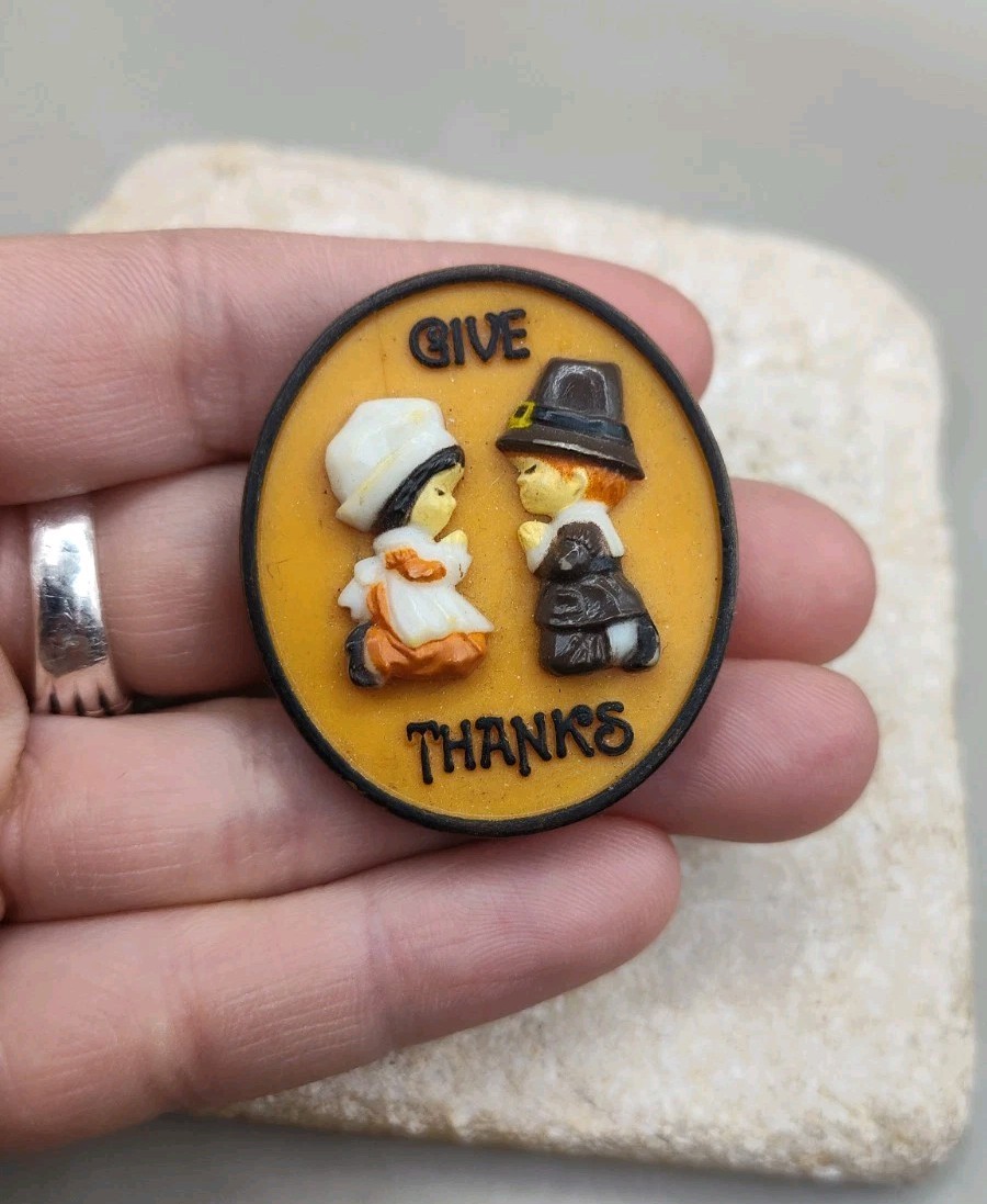 Vintage Thanksgiving Give Thanks Pilgrims Brooch Pin