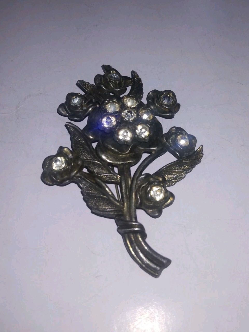 Little Nemo Rhinestone Brooch 1940s Clear Gun Metal Tone VTG Floral Bouquet 3.5″