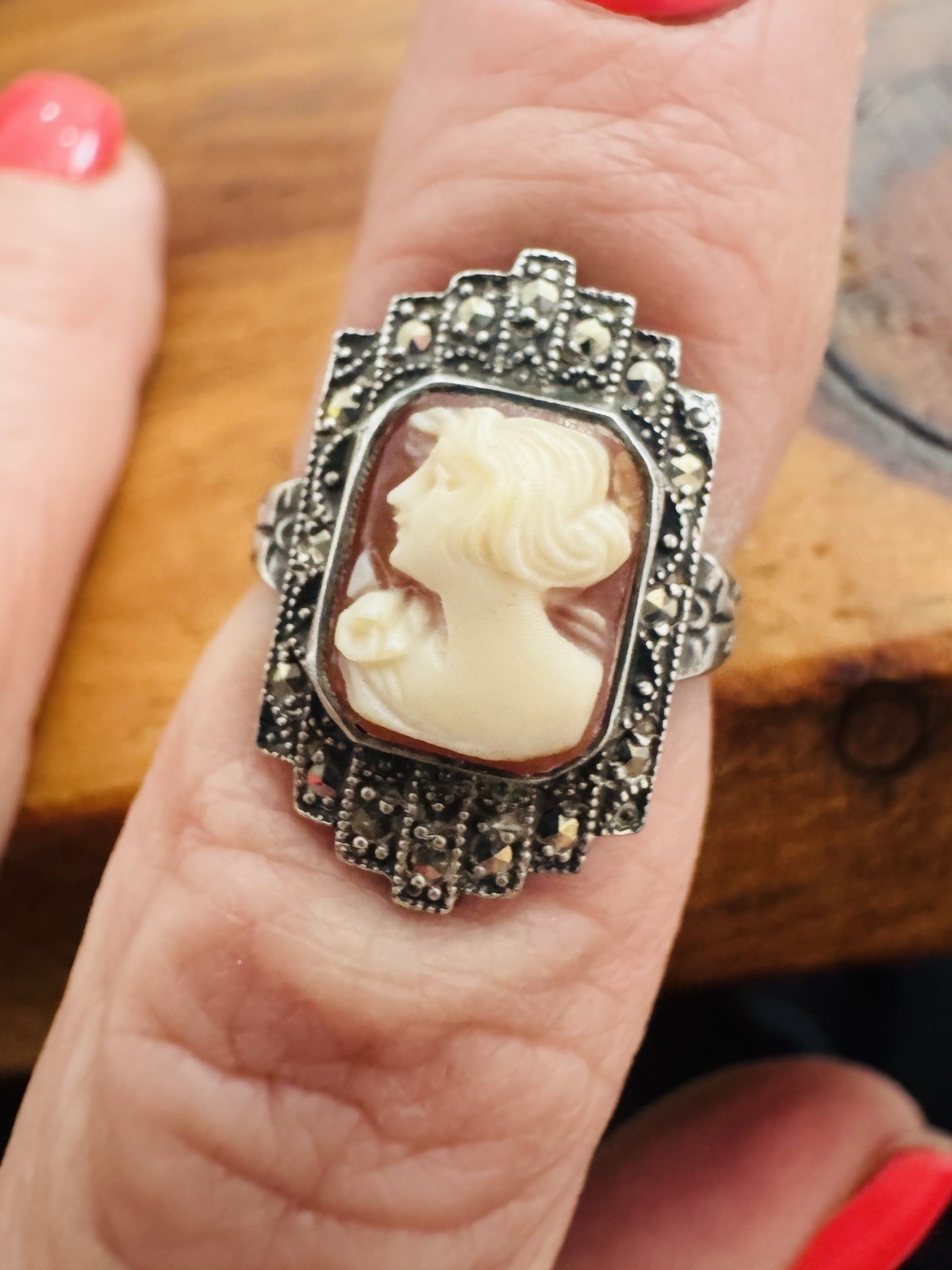 Vintage Carved Shell Cameo Marcasite cocktail band Ring size 4