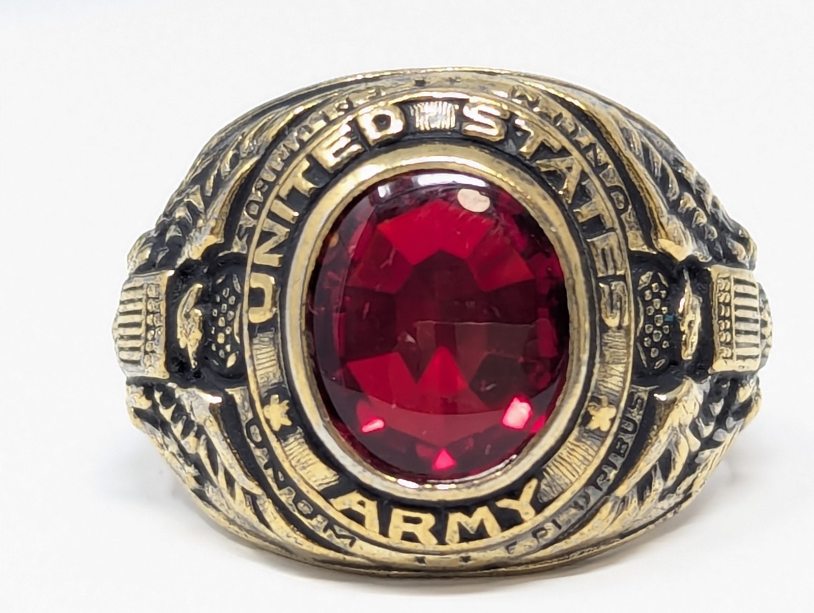 Vintage US Army Military Gold Plated Ring Red Faceted Stone Karatclad Size 10.5