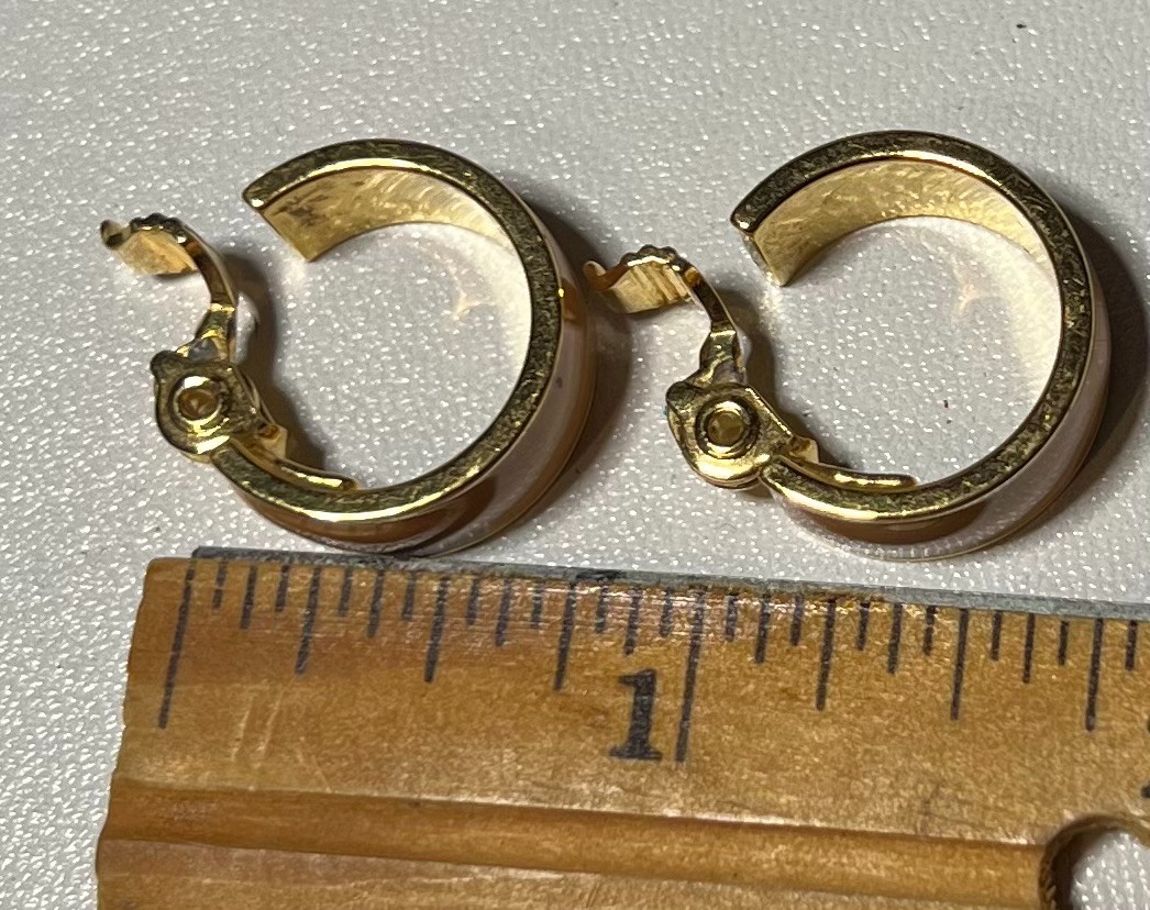 Monet Enamel Small Orange Pink Gold Hoop Clip On Earrings in Perfect Condition