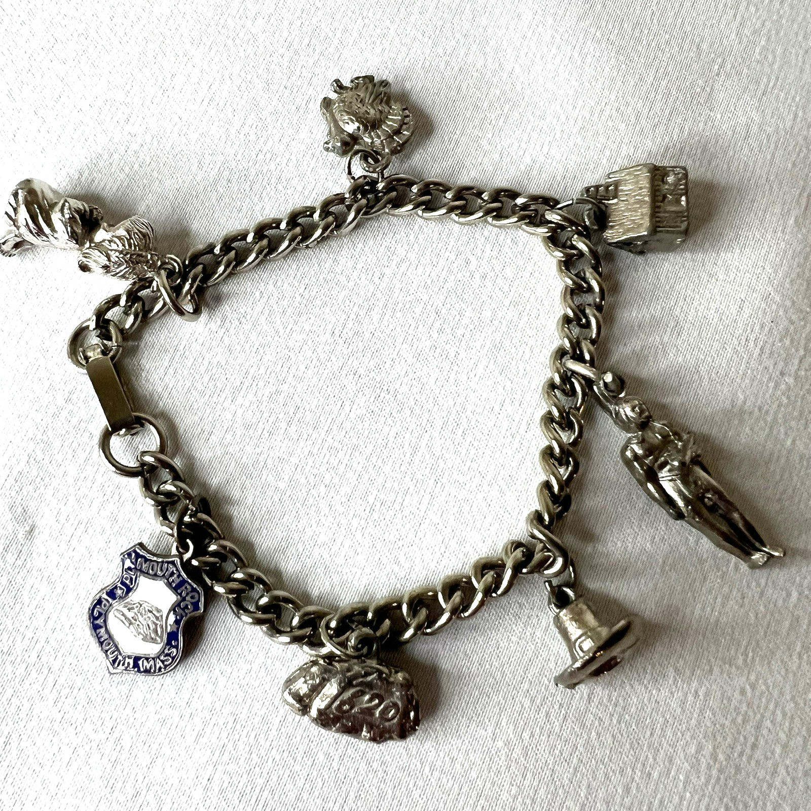 Vintage Plymouth Rock Charm Bracelet Souvenir Plymouth MA 7 inches pilgrim