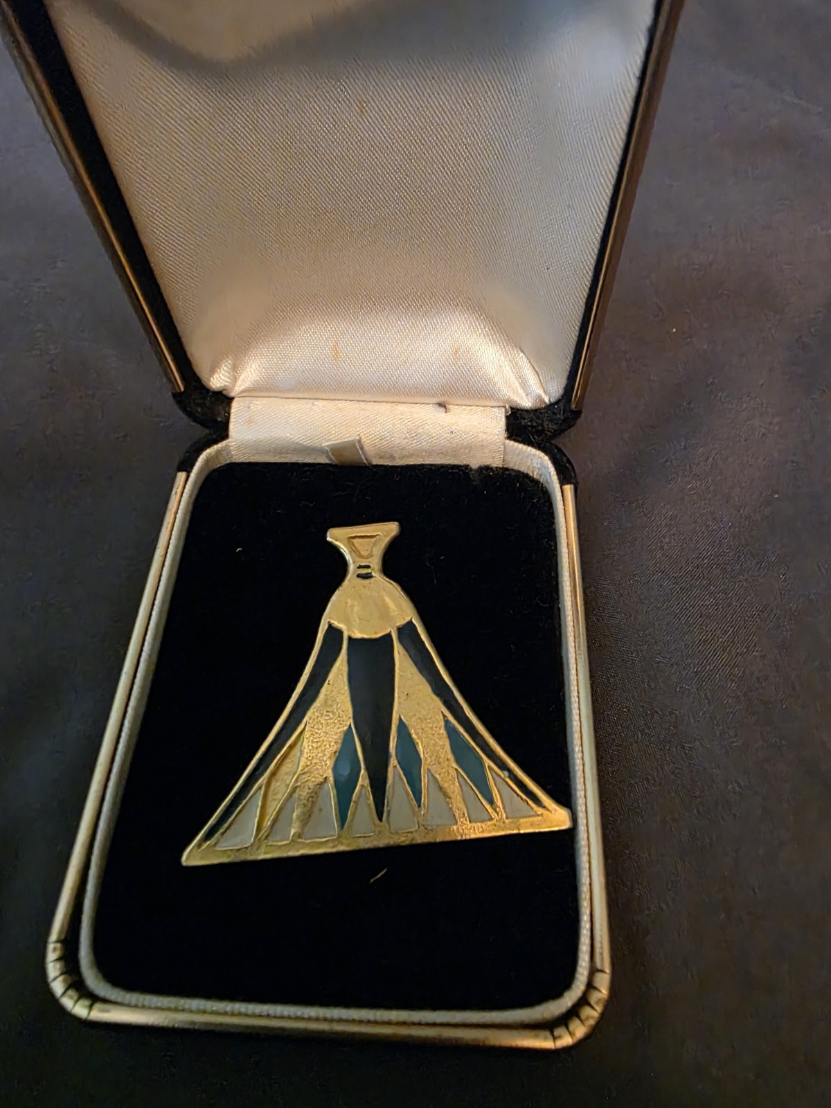 King Tut Egyptian Blue White Lotus Gold Plate Pendant MMA Met Museum 1976 Enamel