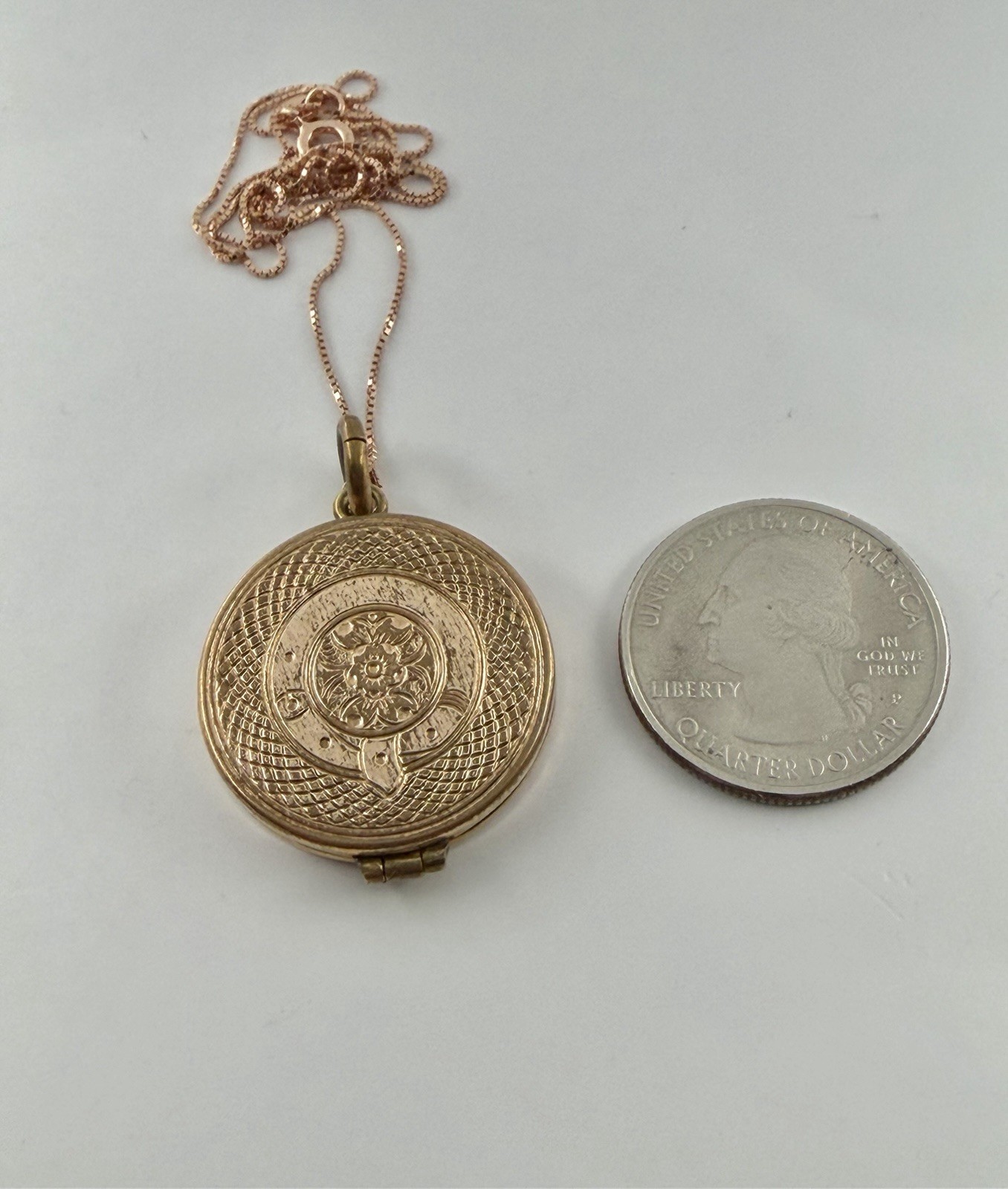 Antique Double Sided Rose Rolled Gold Flowers & Ribbon Design Locket Necklace