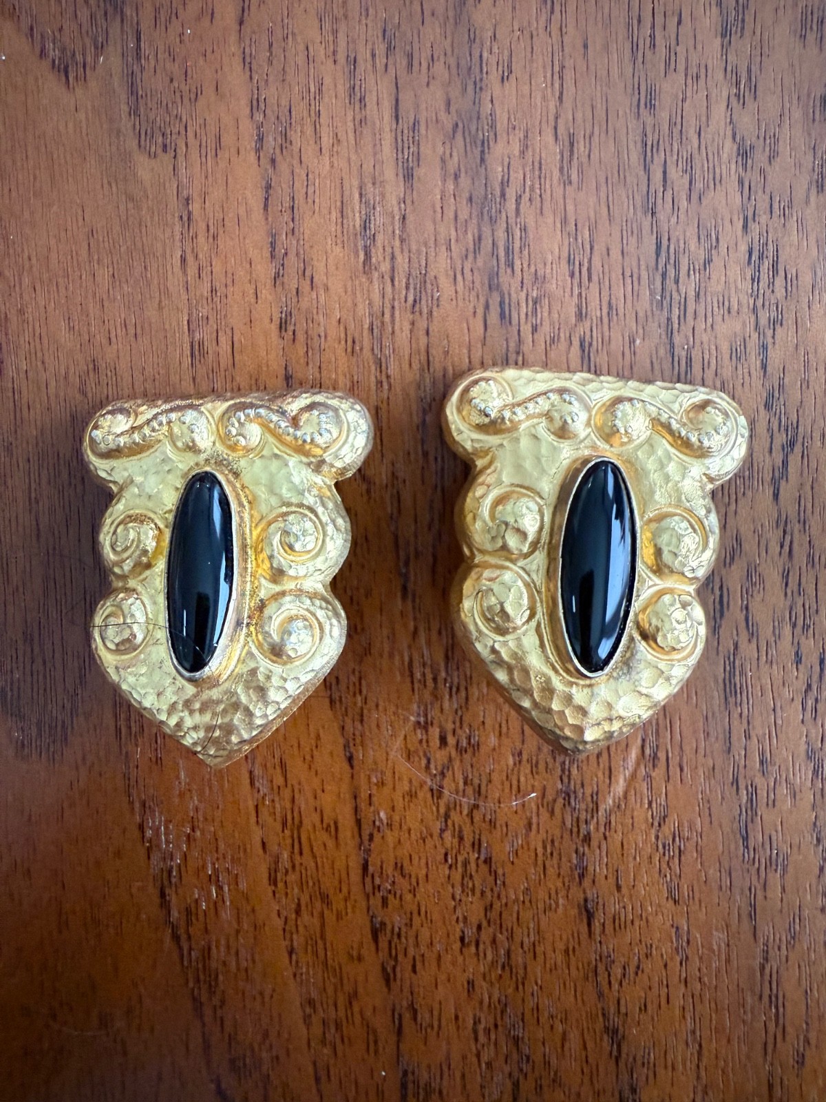 Vintage Signed TAKI Large Gold Plated 925 Silver Clip Earrings Onyx? Resin?