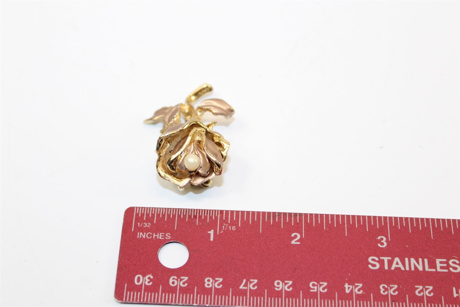 Brooch Gold-Tone Alloy Floral Design With Seed Pearl With Pendant Loop Vintage
