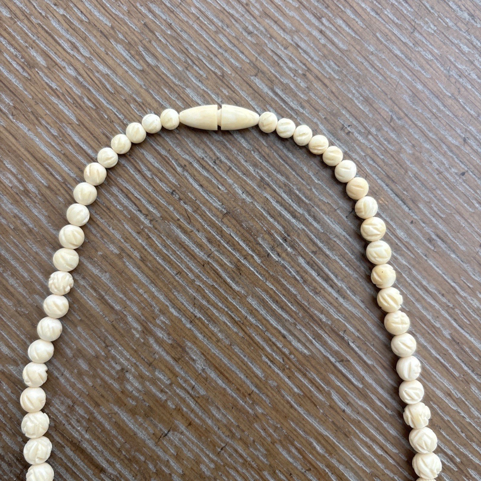 Vintage Hand Carved Bleached Graduated Bead Necklace 18″