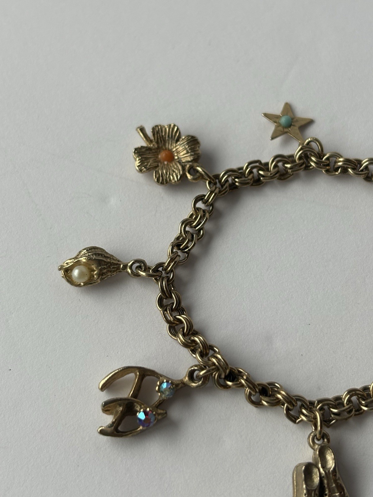 Vintage Gold Tone Lucky Charms Bracelet Unbranded Horseshoe Clover Star 6 Inch