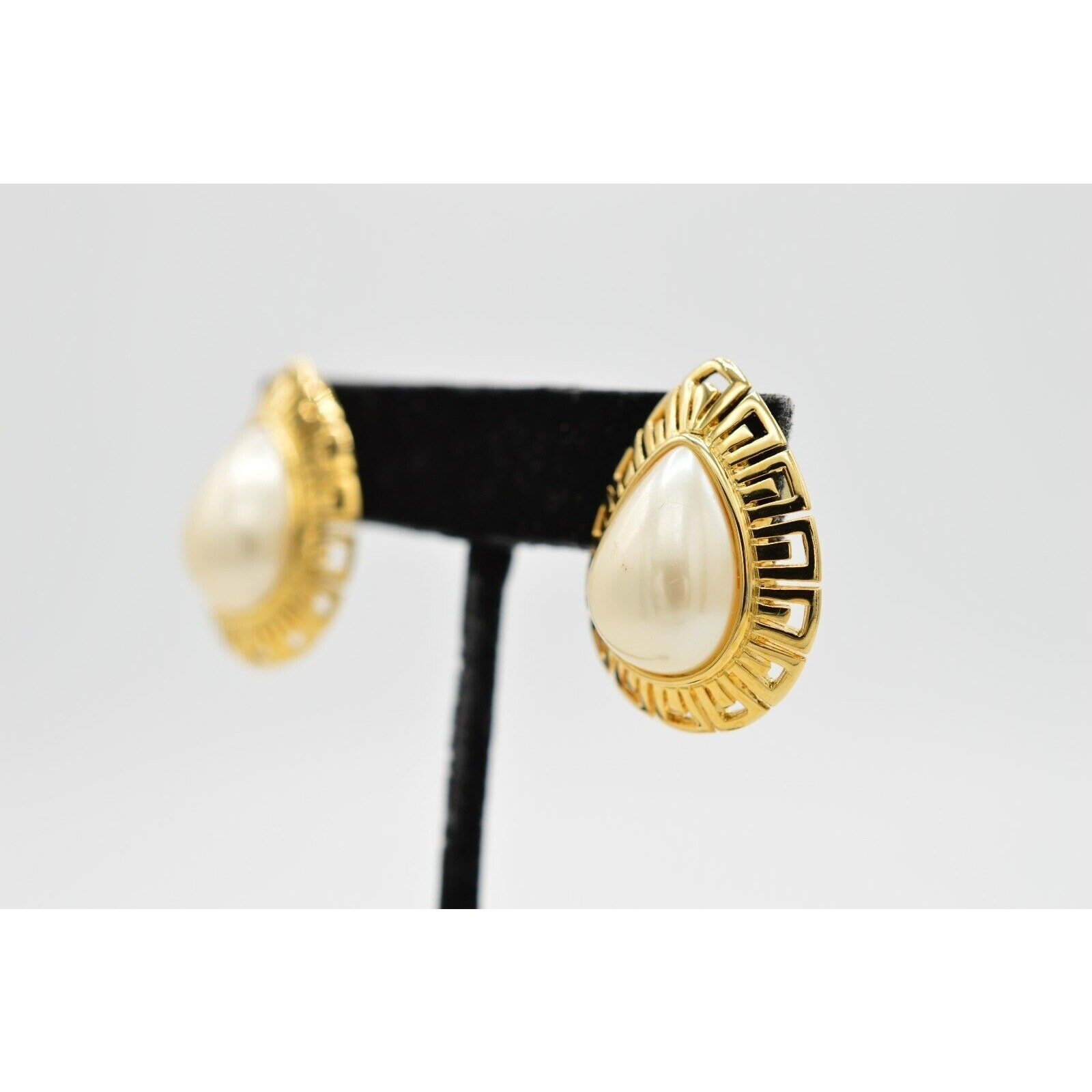 Vintage Pierced Earrings Pierced Gold Faux Pearl Teardrop Chunky NOS 1980s A21