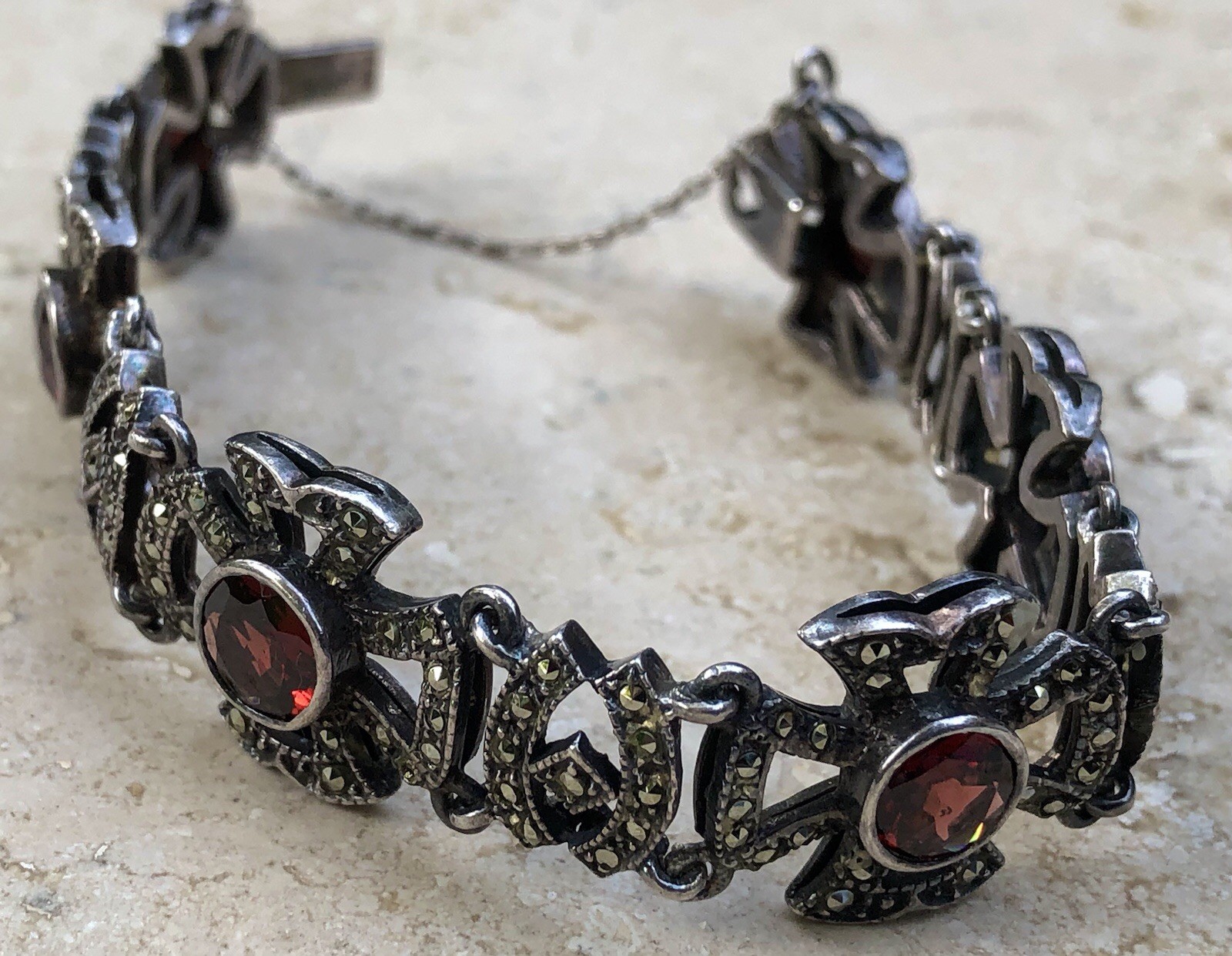 💥❤️✨VINTAGE 925 STERLING SILVER GARNET & MARCASITE MALTESE CROSS BRACELET ✨❤️💥
