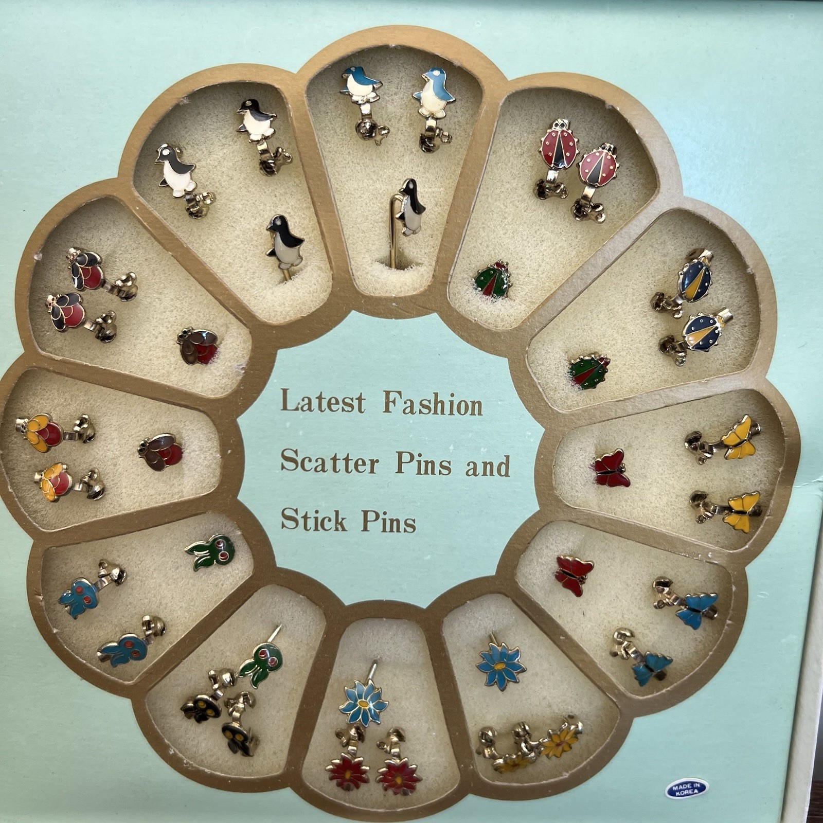 Lot Of Deco Retro & Vintage Small Scatter & Stick Pins Various Designs & Animals
