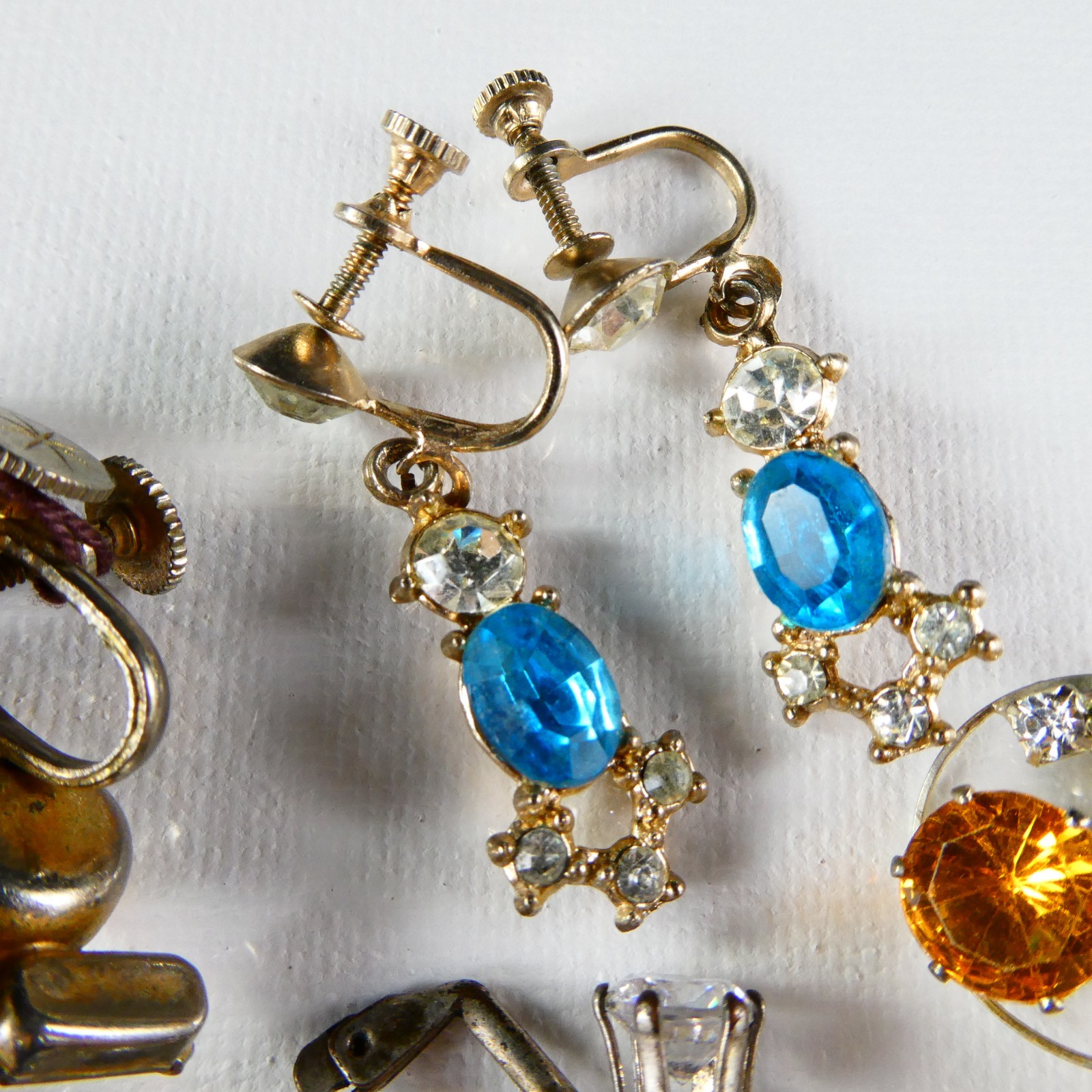 Vintage Rhinestone Screw Back Earrings Lot 25 Pairs ALL SPARKLE Multi Color Stns
