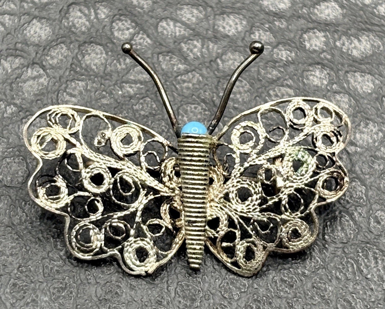 Vintage Sterling Silver Spun Filigree Butterfly Brooch Blue Stone Pin