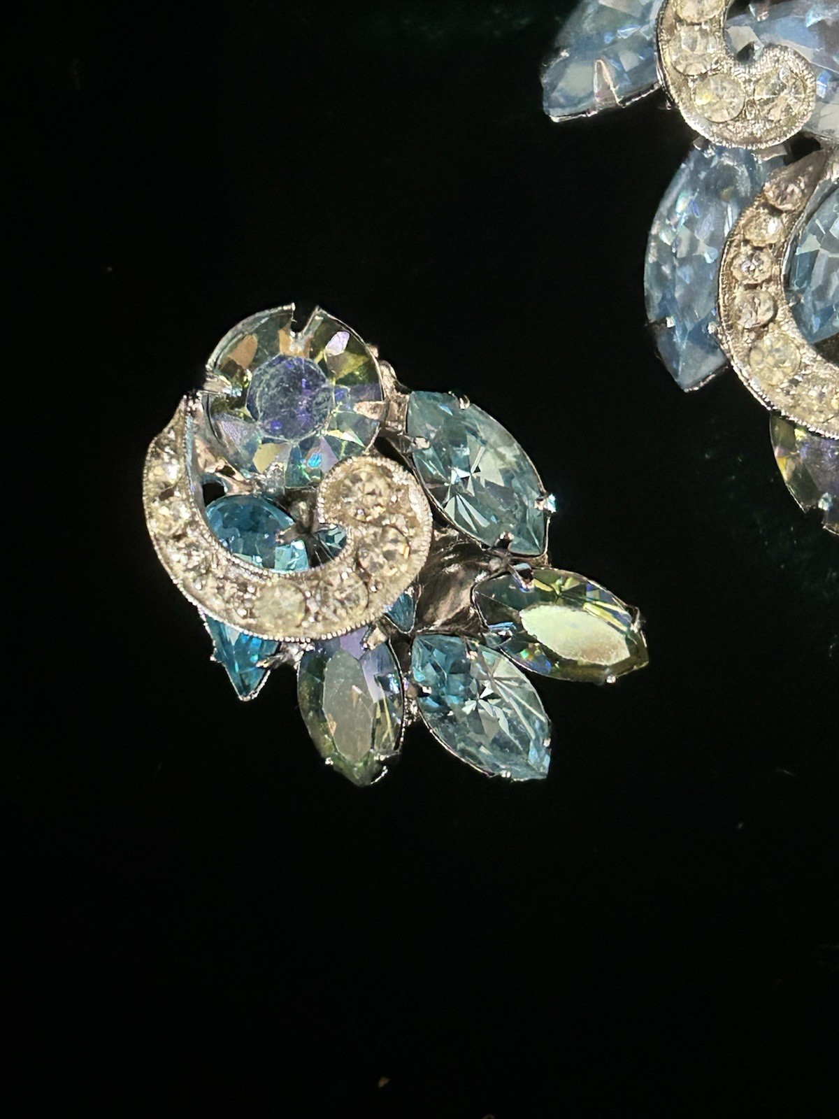 WEISS Blue Aurora Borealis Marquise Rhinestone Brooch Earrings Set Demi-Parure