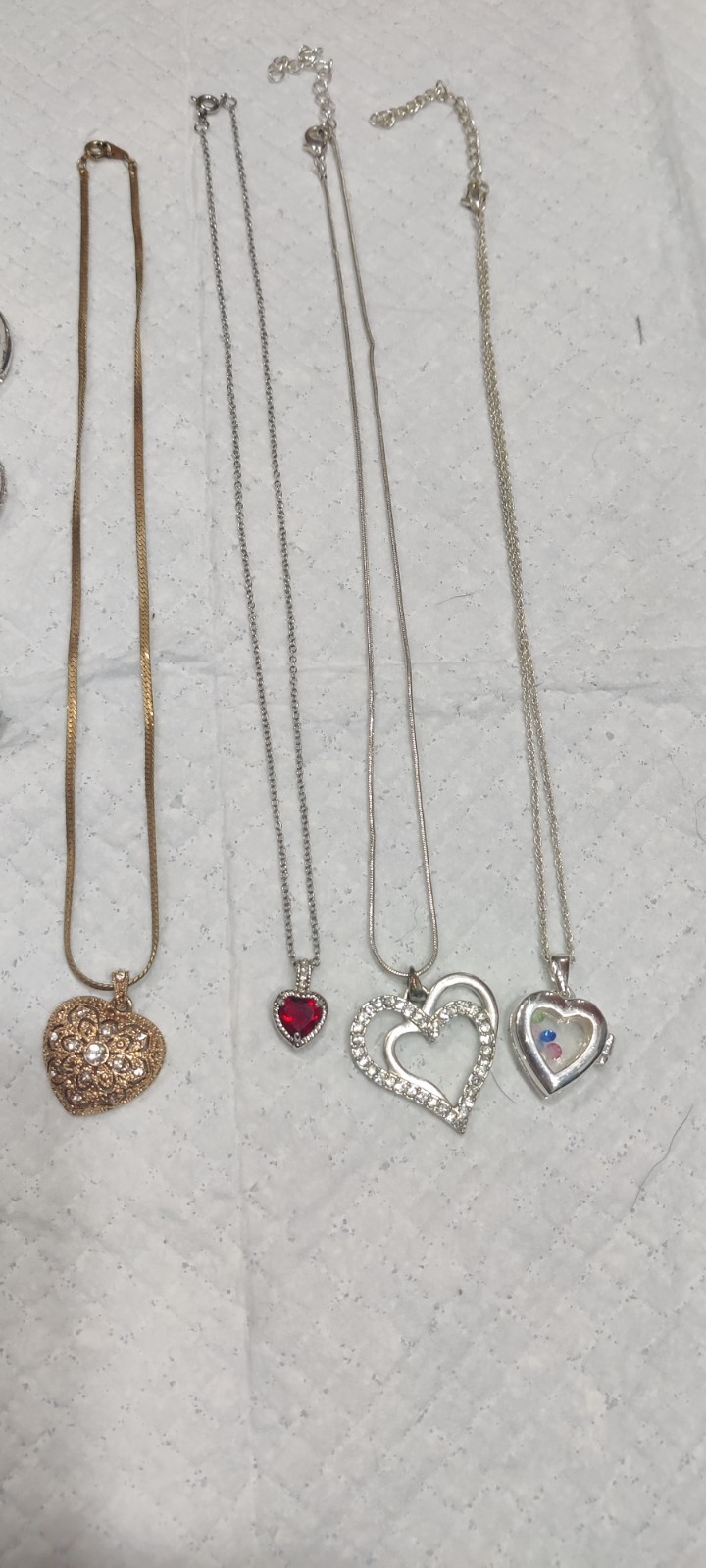 Lot Of Estate Costume Jewelry, 15 Pcs