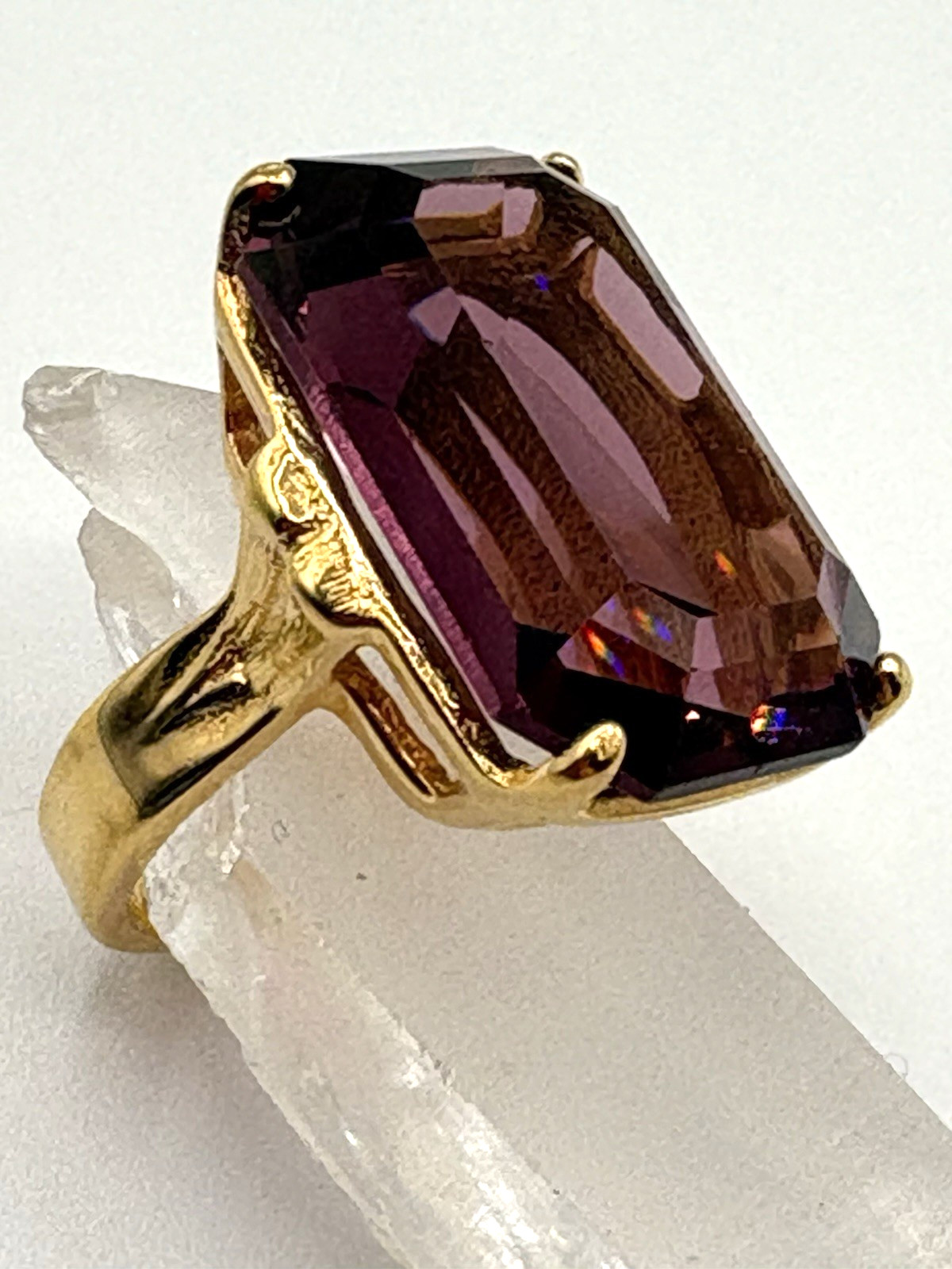 18K HGE Emerald Cut Purple Stone Vintage Rectangular Cocktail Statement Ring