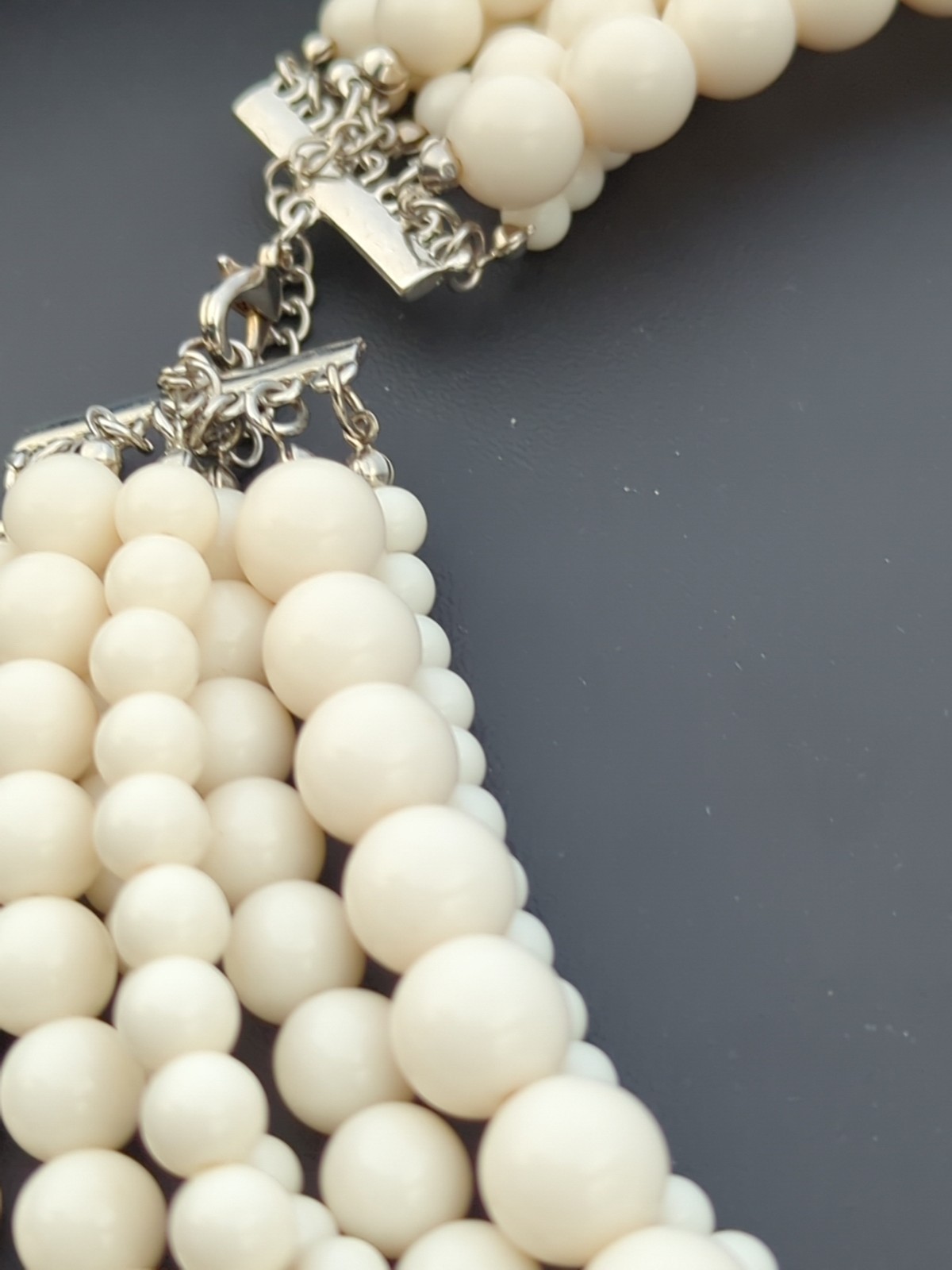 Multiple Strand Cream Platic Bead Necklace Retro Vtg Style 14″ 7 Strand