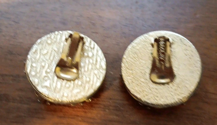 Vintage Barclay Daisy Cluster Rhinestone Clip On Gold Tone Earrings MCM Jewelry
