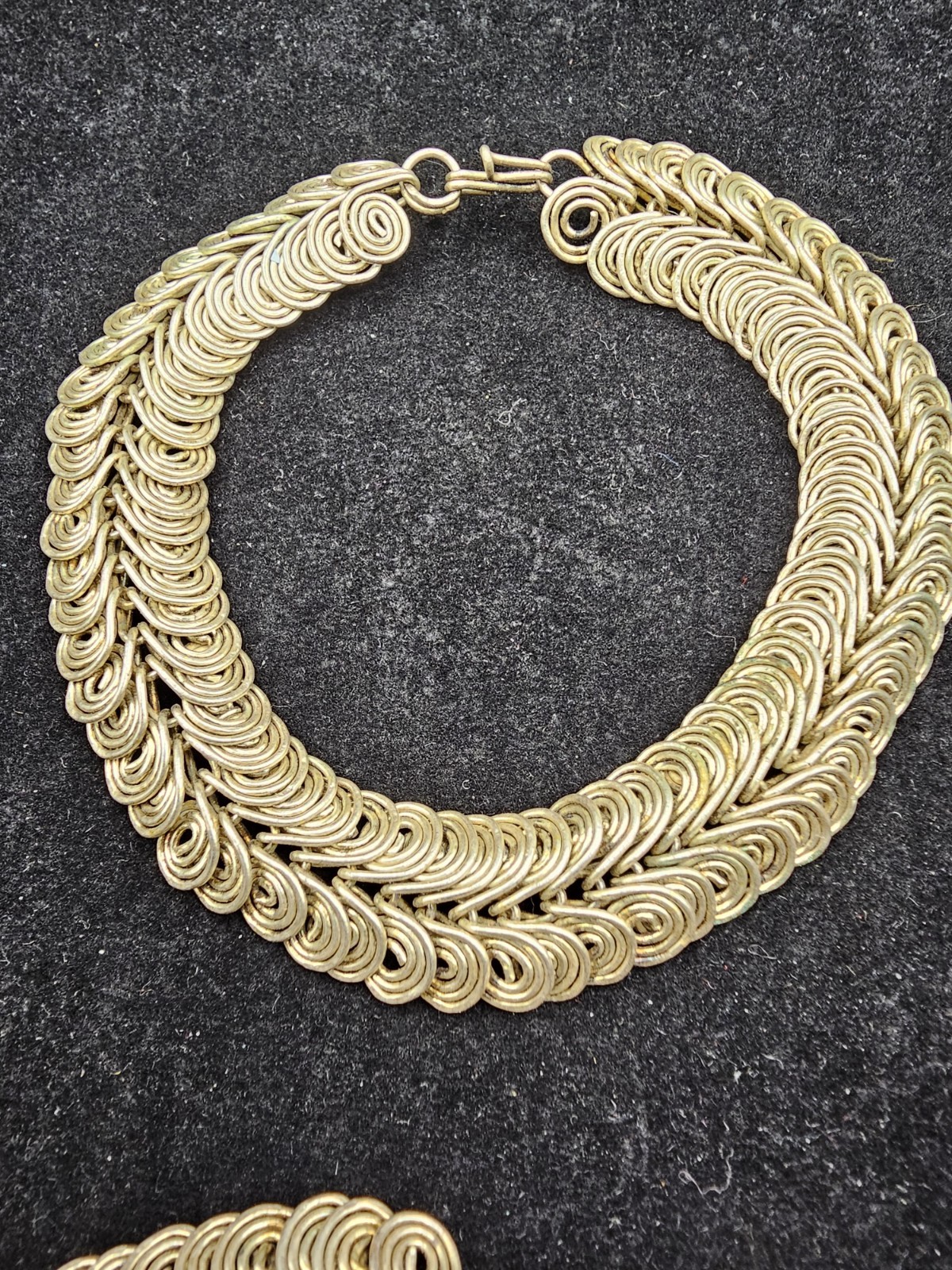 Vintage Woven Silver Tone Necklace and Bracelet Set Gorgeous Vintage Jewelry