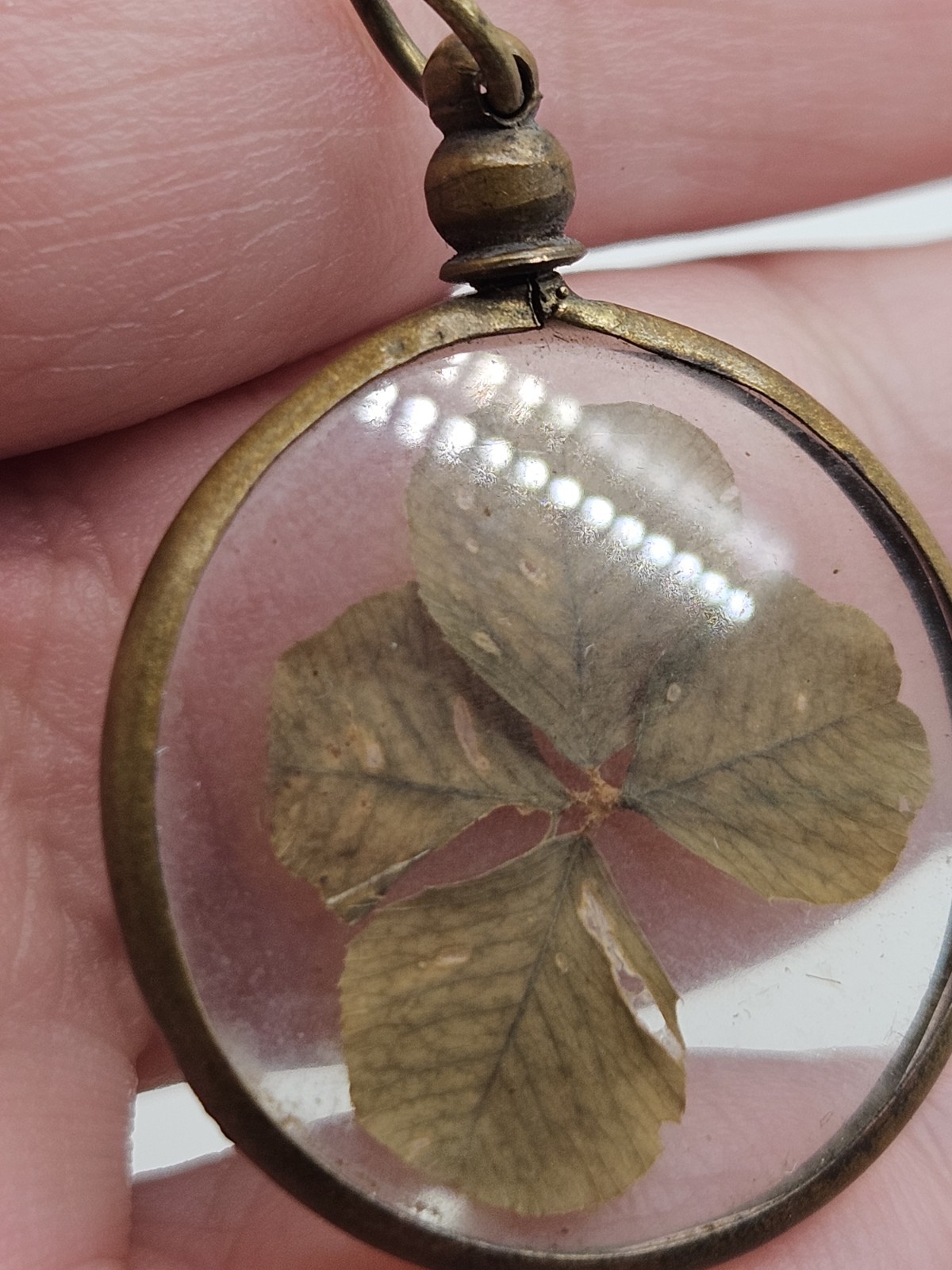 Vintage Antiqued Brass Tone Four Leaf Clover Shamrock Good Luck Charm Pendant