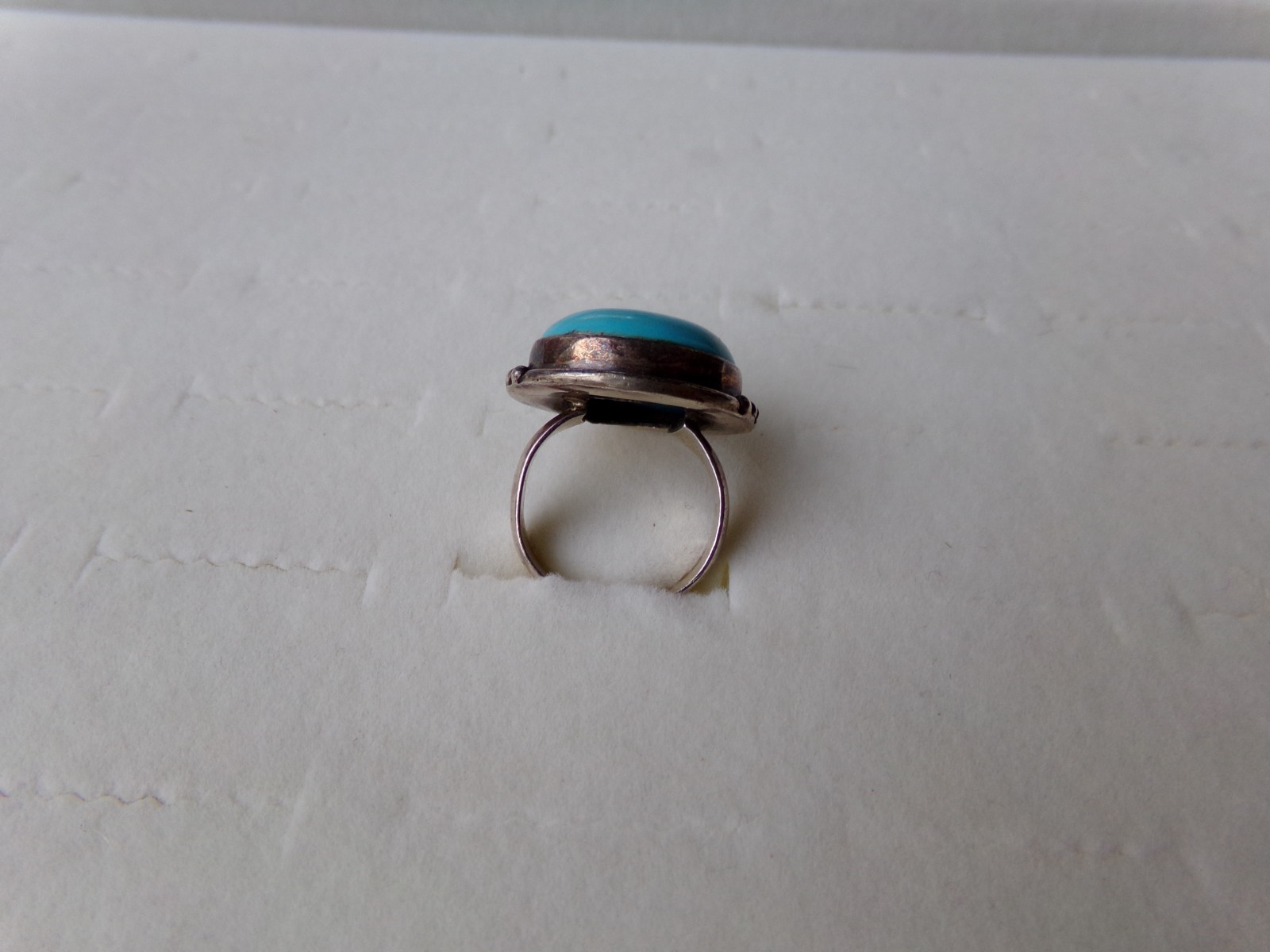 Lovely Native American Sterling Silver Turquoise Ring size 7.25