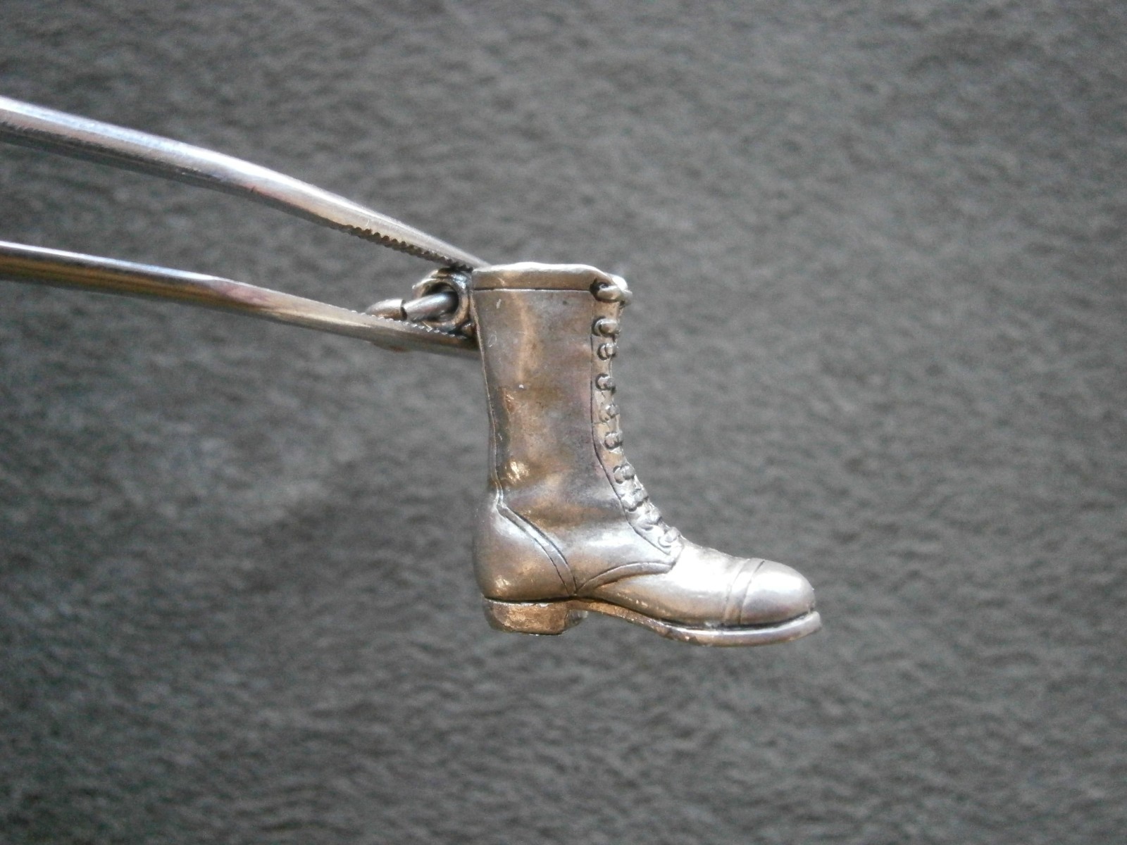 Army Paratrooper Jump Boot Vintage Crest Craft Silvertone Charm Pendant 4.9g