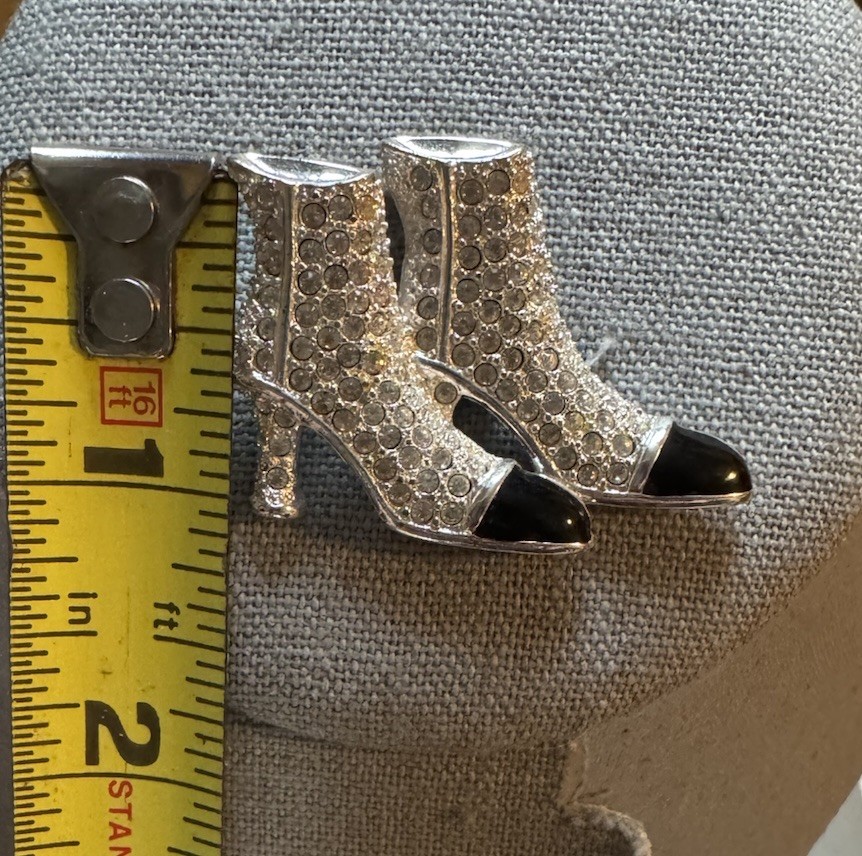 Vtg NAPIER Brooch Boots Shoe Silver Tone with Clear Rhinestone & Black Enamel
