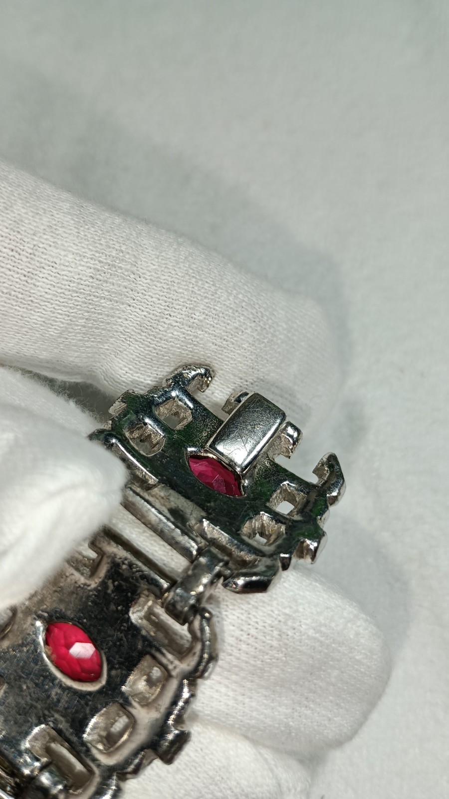 Art Deco Trifari Unsigned KTF Silver Tone Clear And Ruby Red Panel Bracelet 7 In