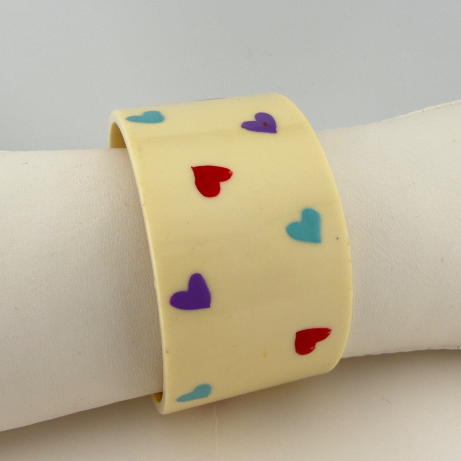 Vintage 80s Acrylic Bangle Bracelet Hearts Wide Chunky Stackable 90s READ